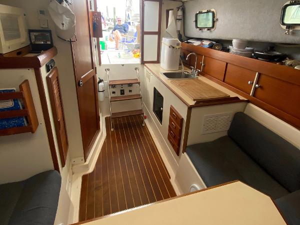 30' Luhrs, Listing Number 100899810, - Photo No. 11