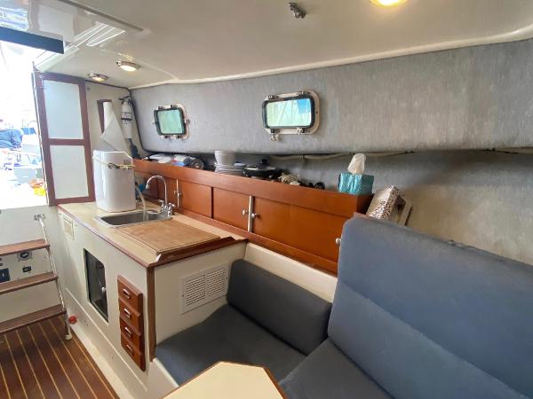 30' Luhrs, Listing Number 100899810, - Photo No. 13