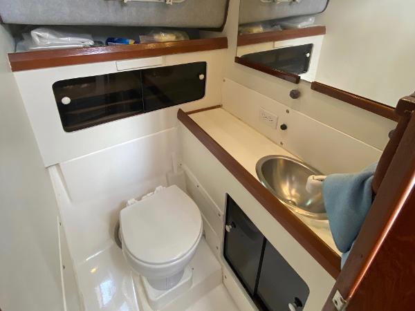 30' Luhrs, Listing Number 100899810, - Photo No. 18