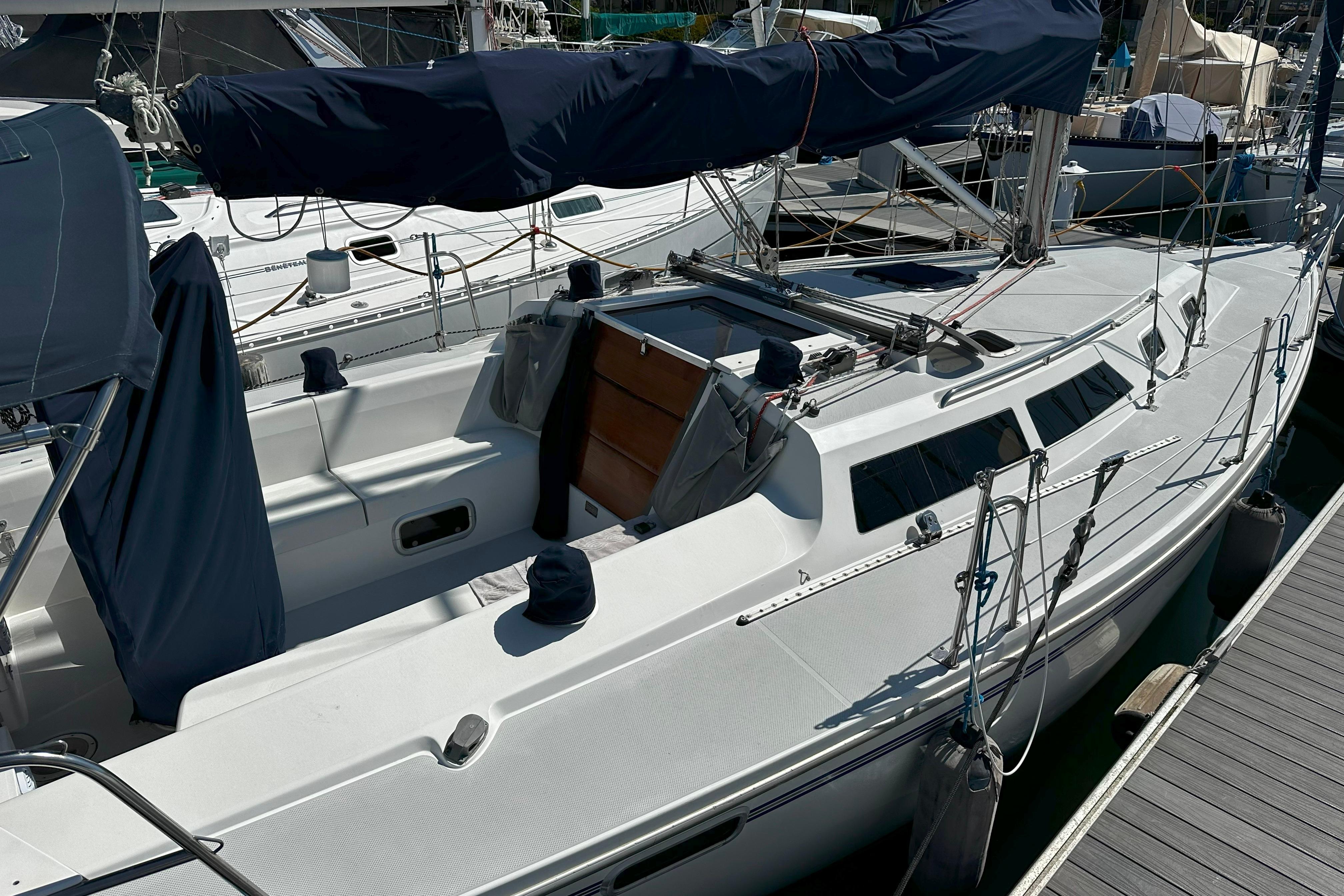 1995 Catalina 320 for sale in San Diego, CA