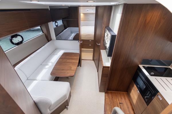 Princess Motor Yacht Sales - Used Princess V40