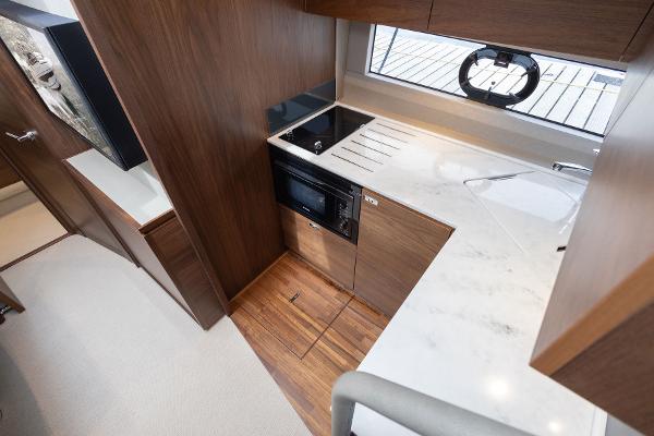Princess Motor Yacht Sales - Used Princess V40