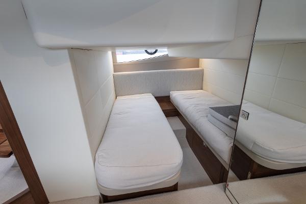 Princess Motor Yacht Sales - Used Princess V40