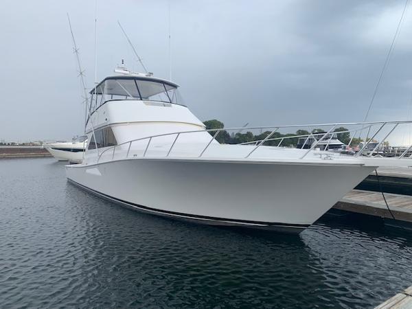2002 Viking 55 Convertible