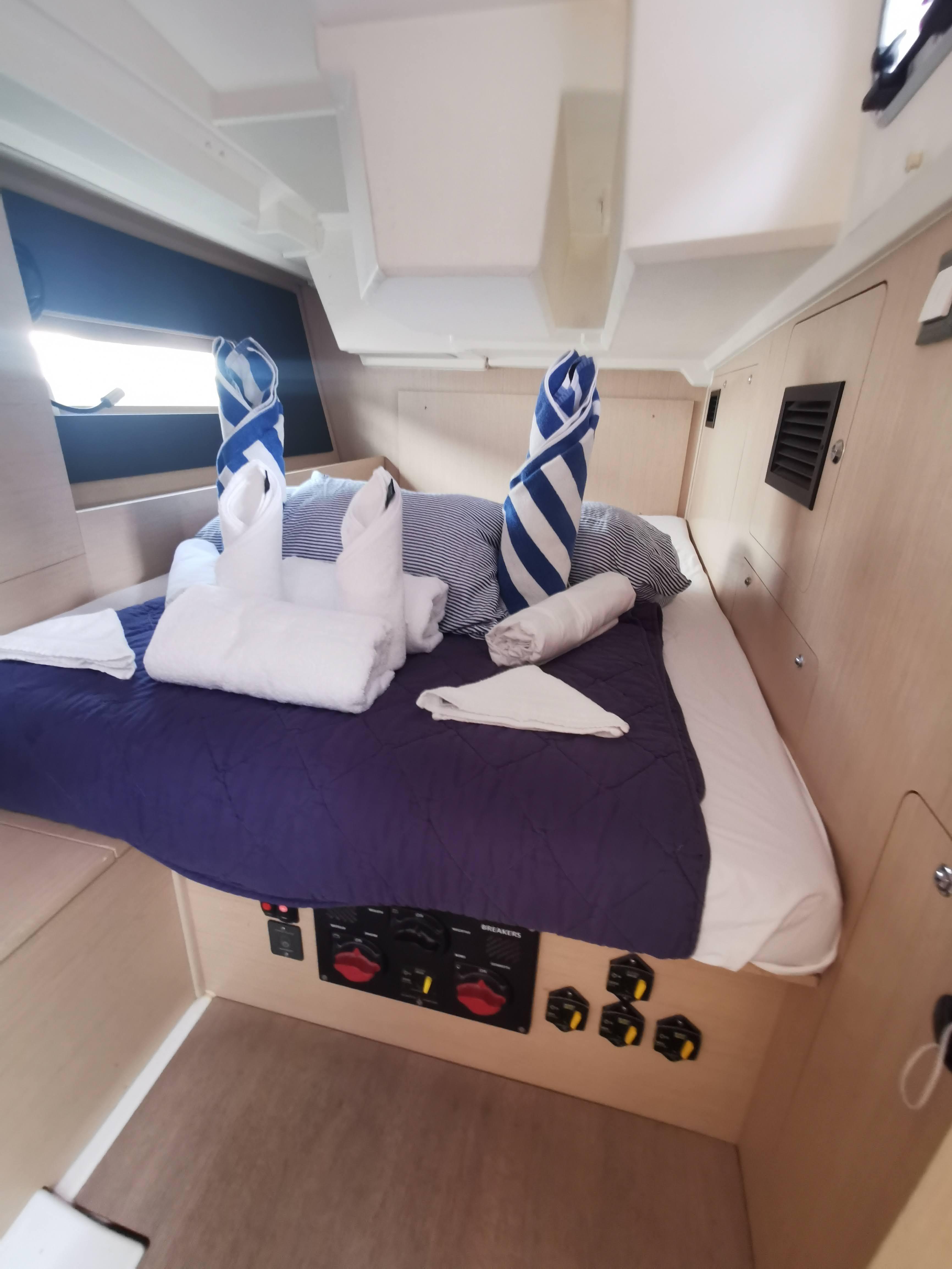 Yacht Photos Pics