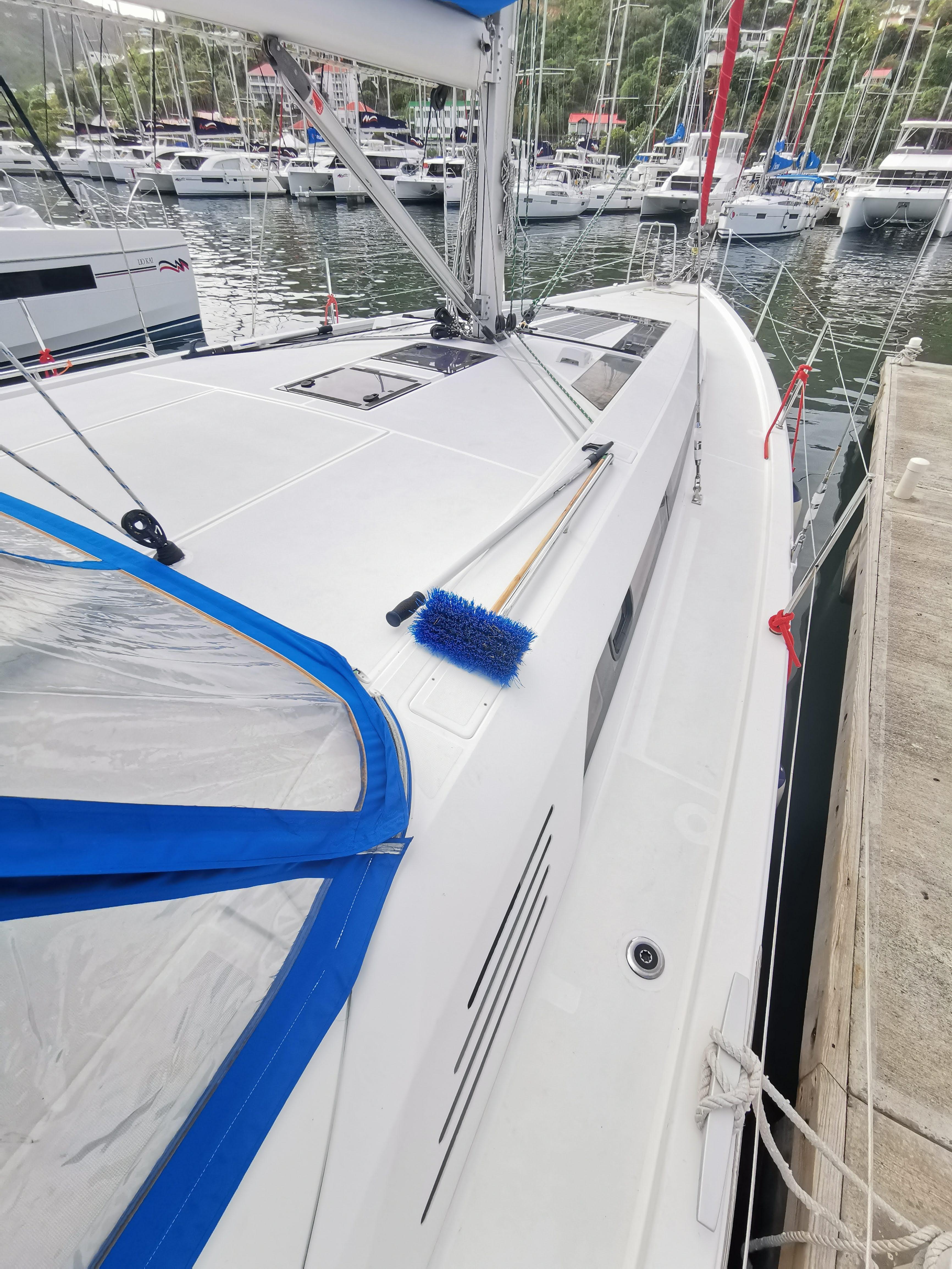 Yacht Photos Pics