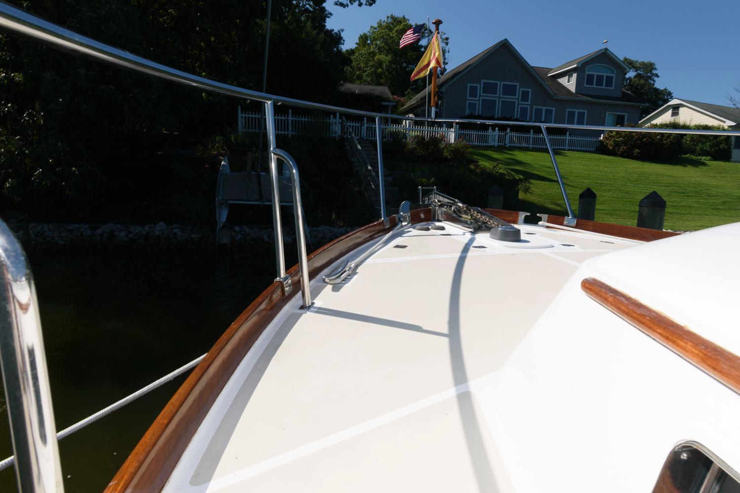 M 7211 RD Knot 10 Yacht Sales