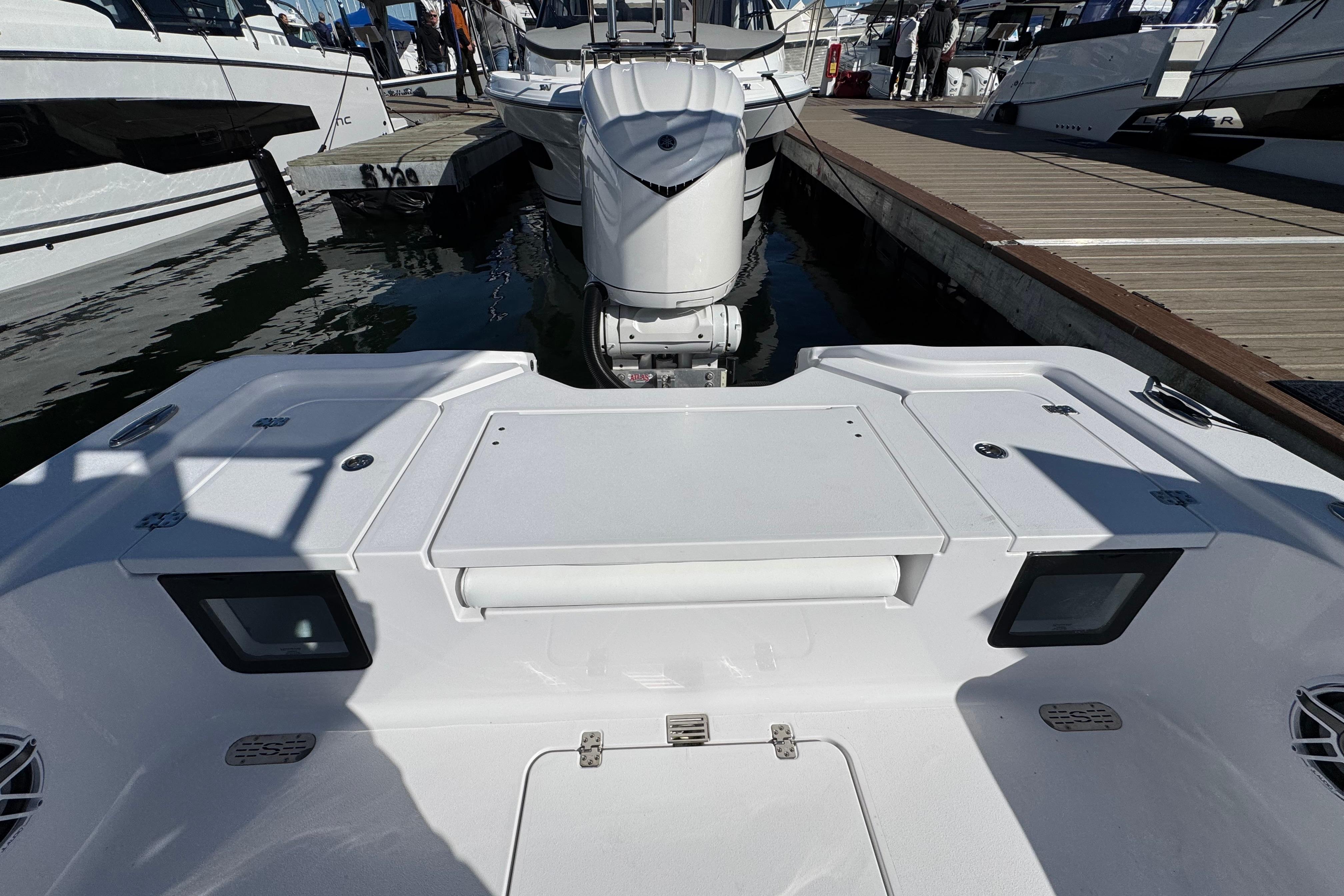 2025 Sportsman Masters 267OE Bay Boat-3