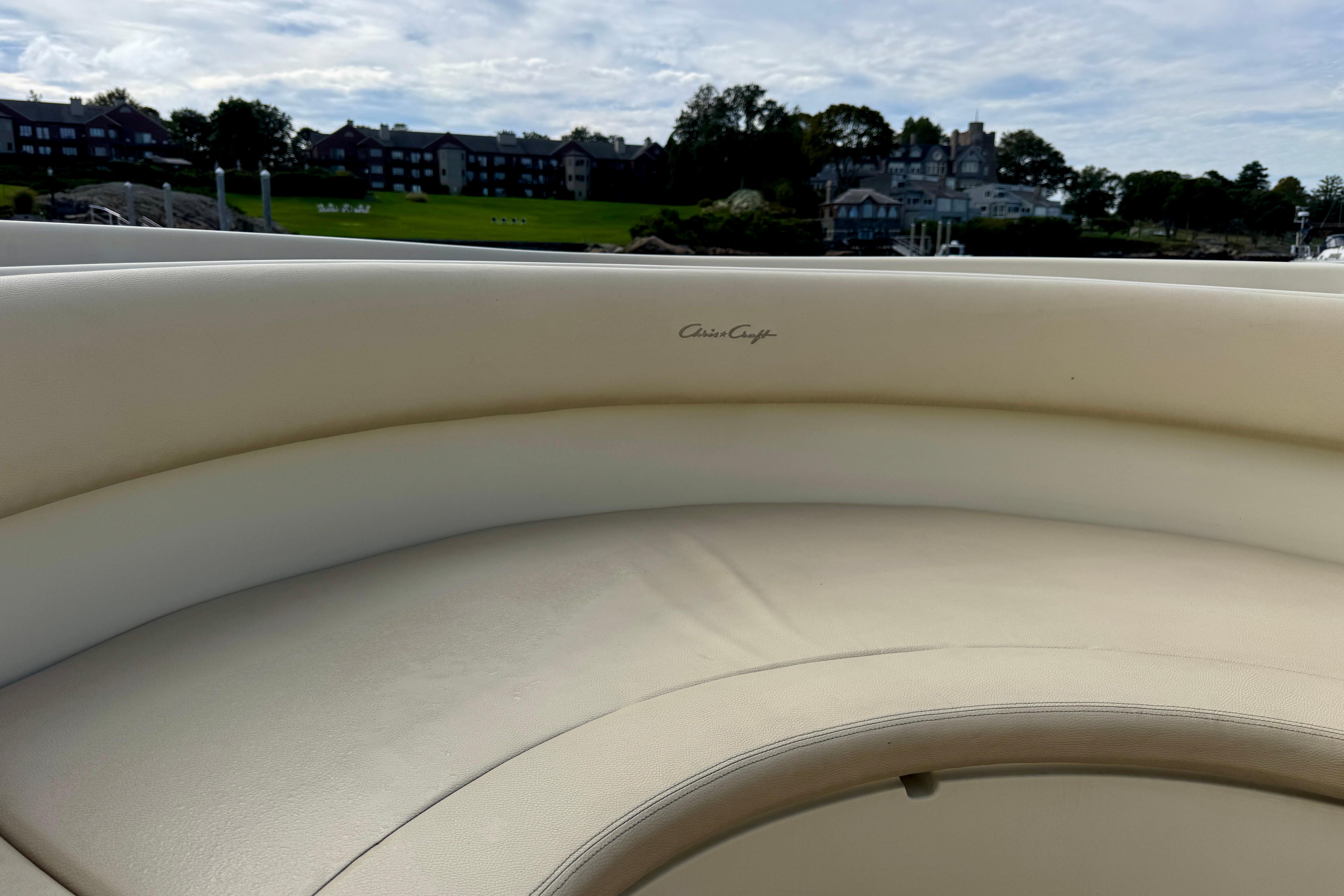 2019 Chris-Craft Catalina 34