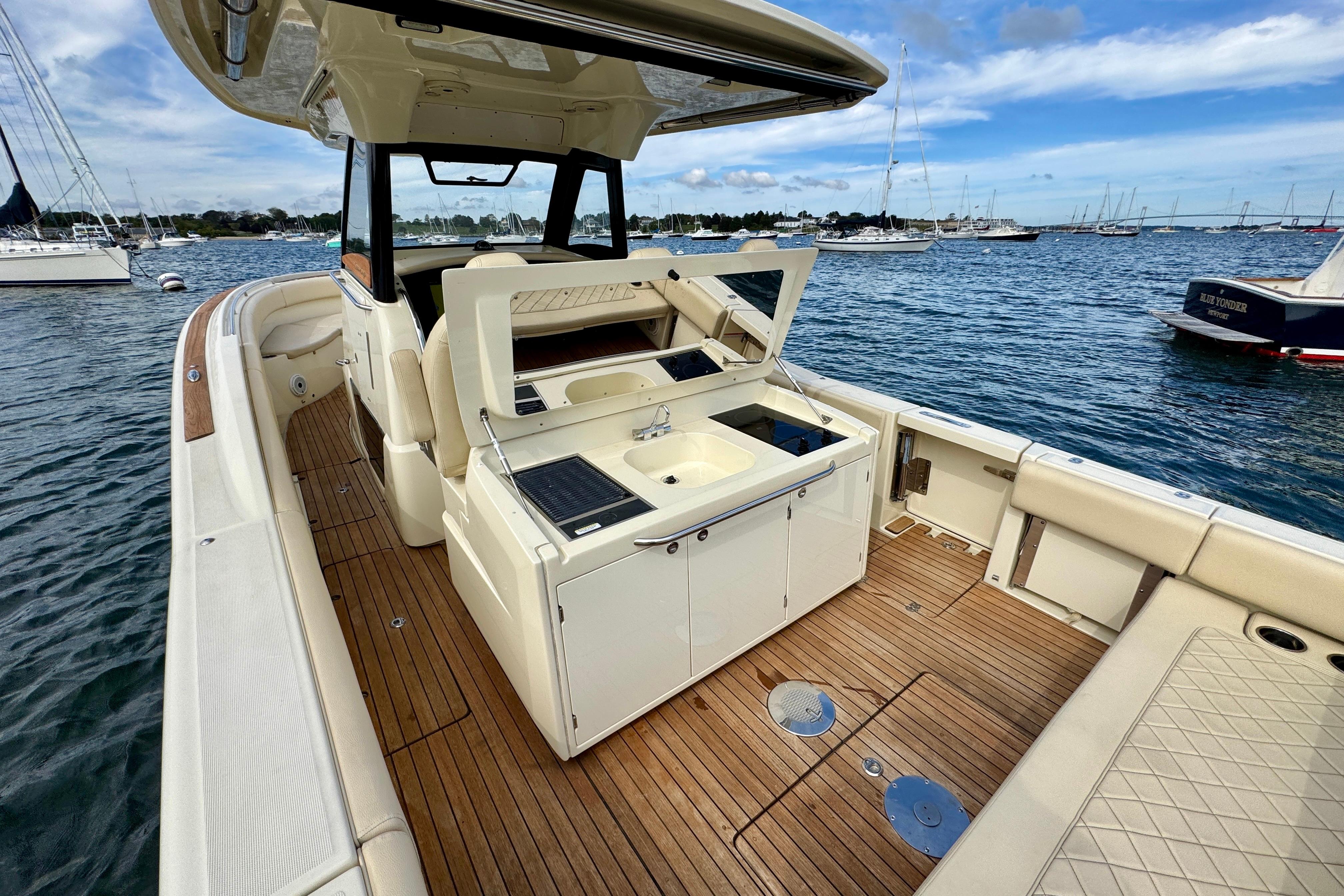 2019 Chris-Craft Catalina 34