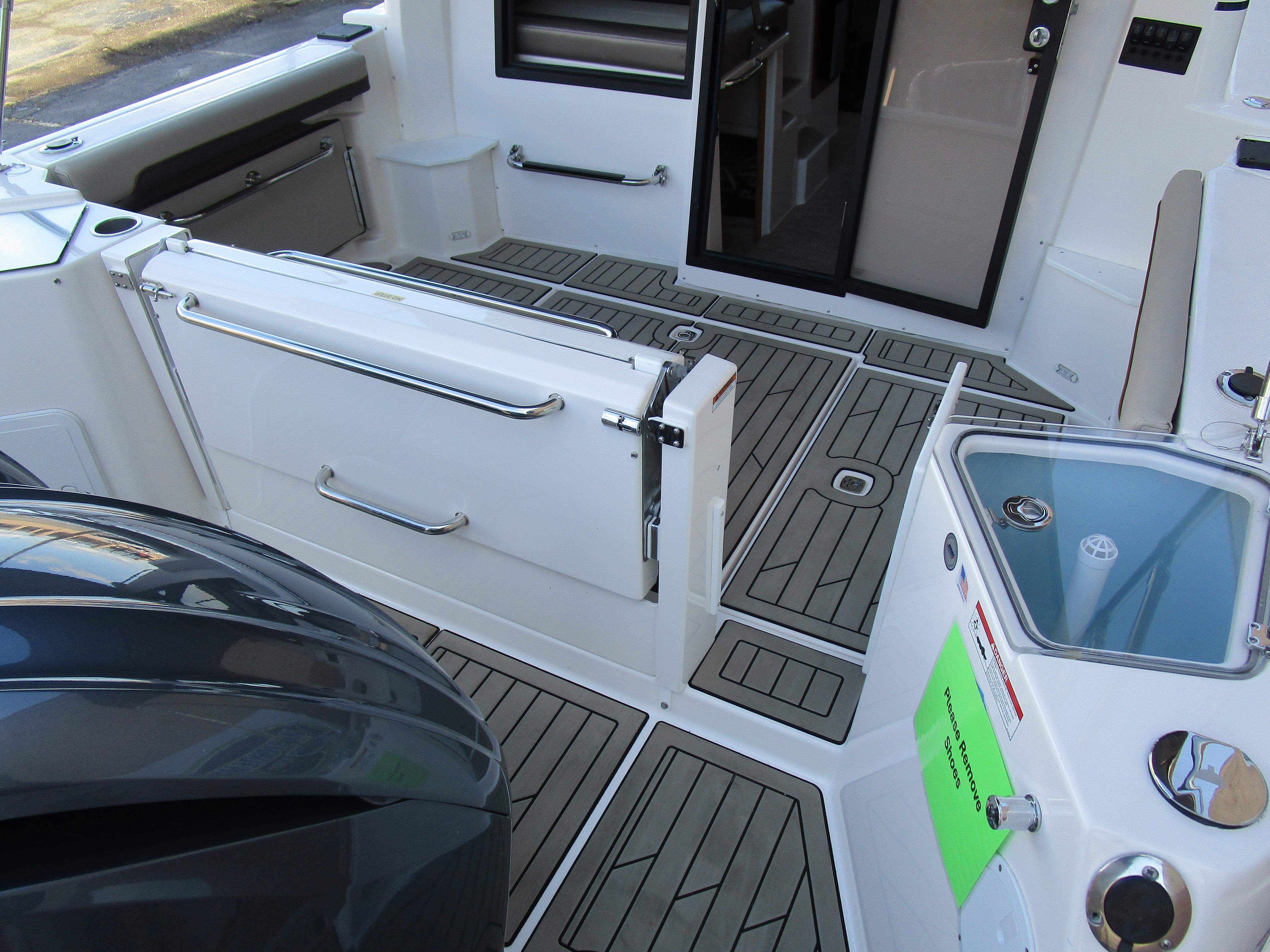 2024 Cutwater C-288 C Gallery