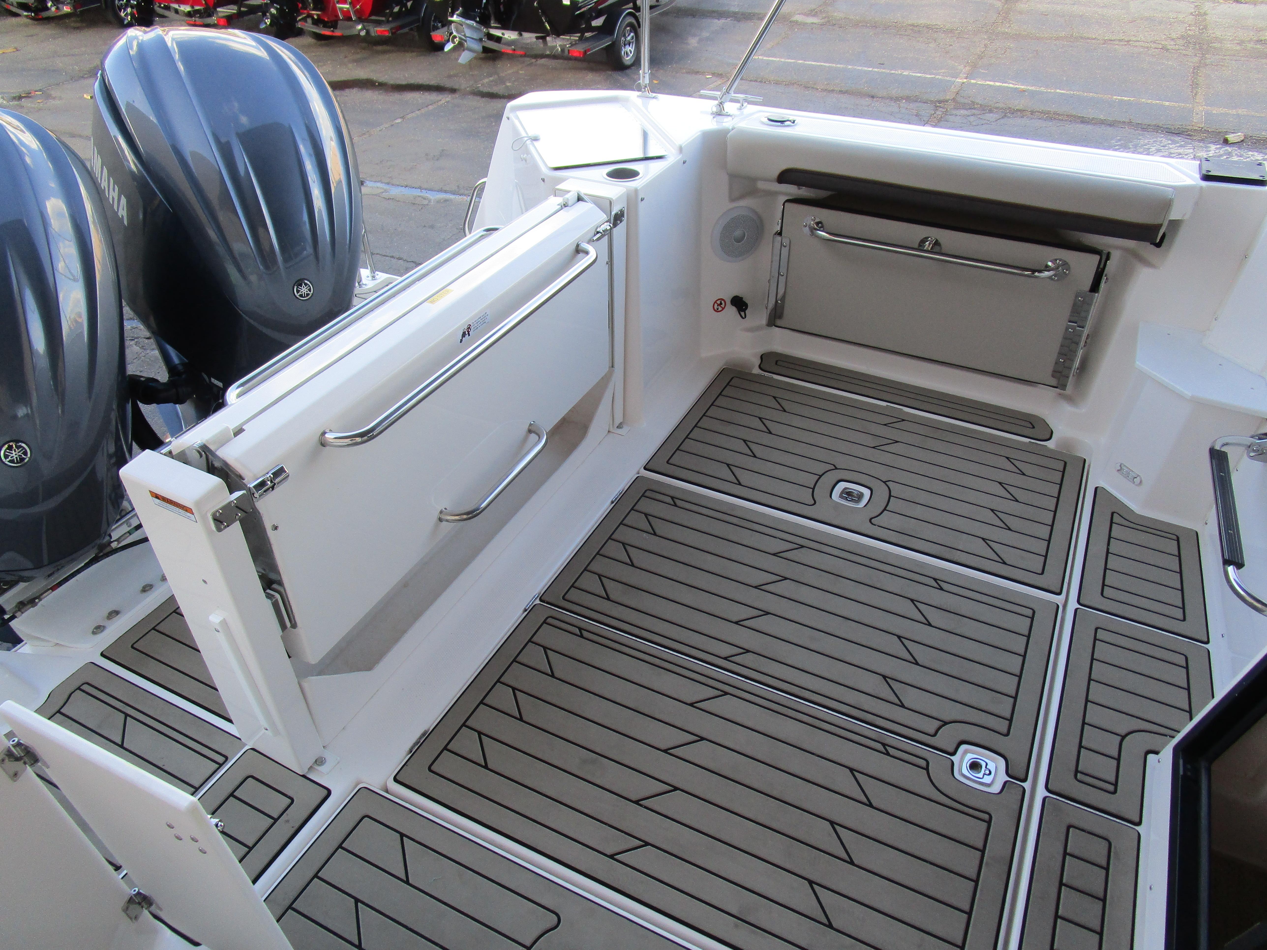 2024 Cutwater C-288 C Gallery