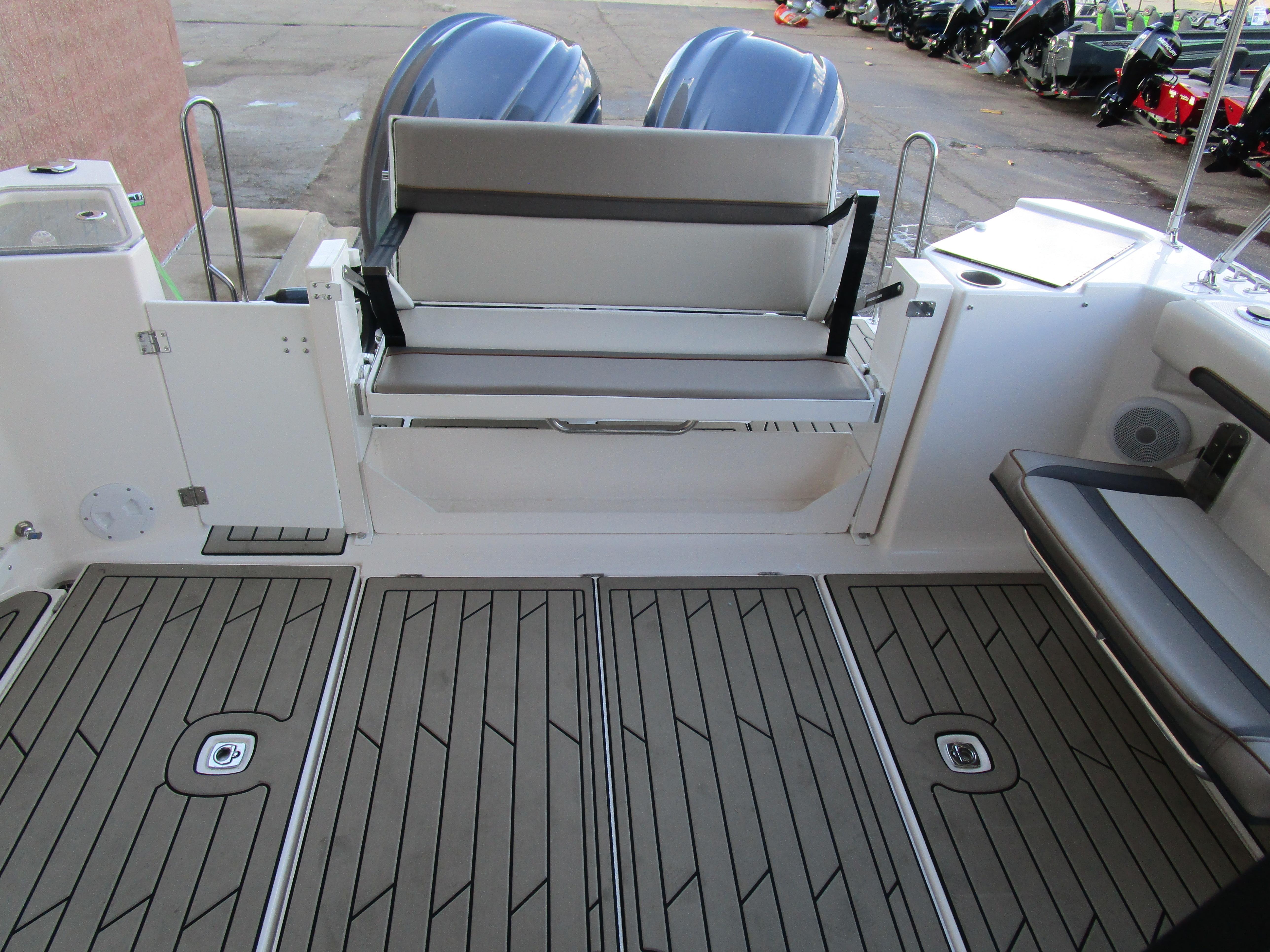 2024 Cutwater C-288 C Gallery