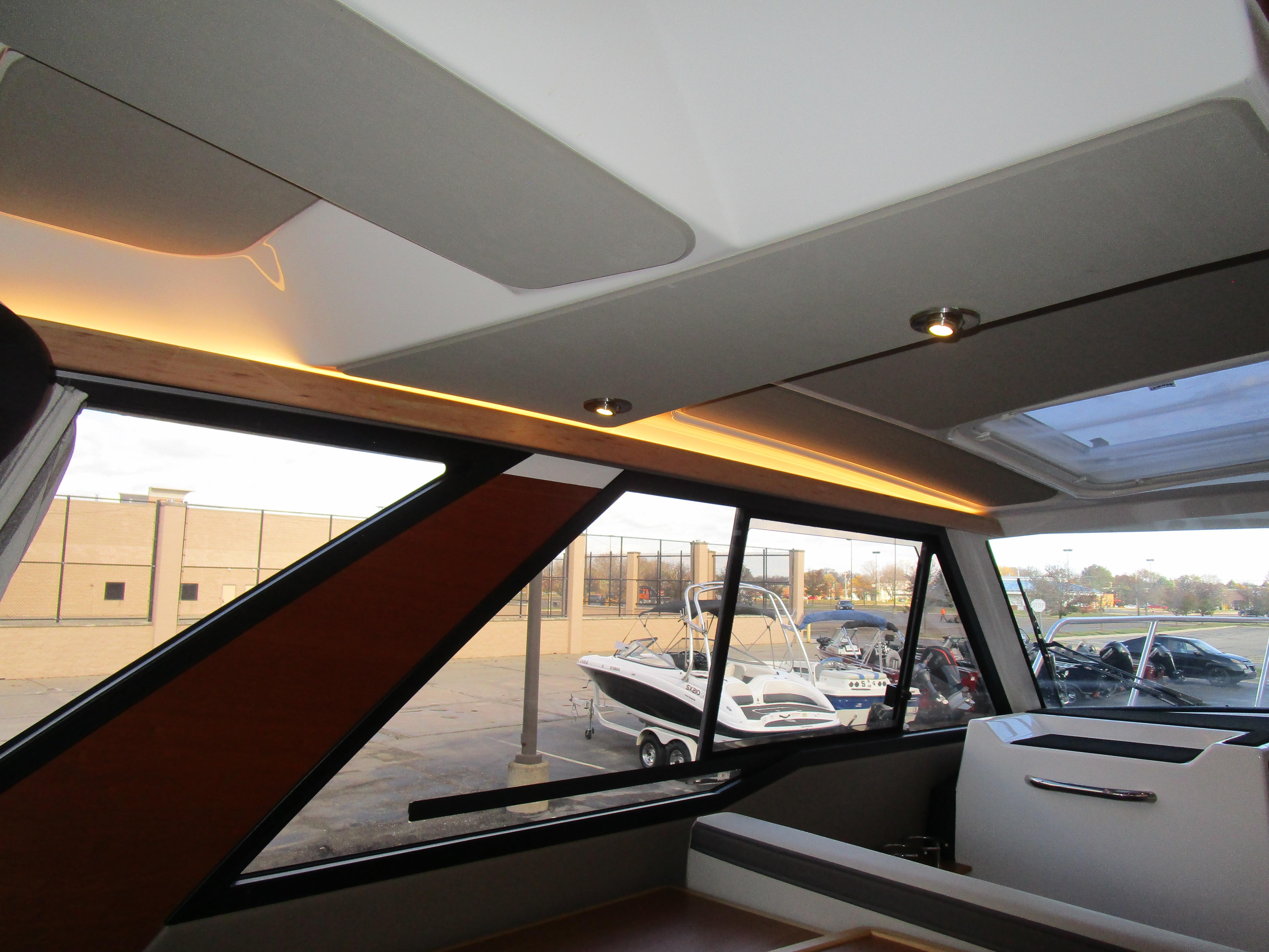 2024 Cutwater C-288 C Gallery