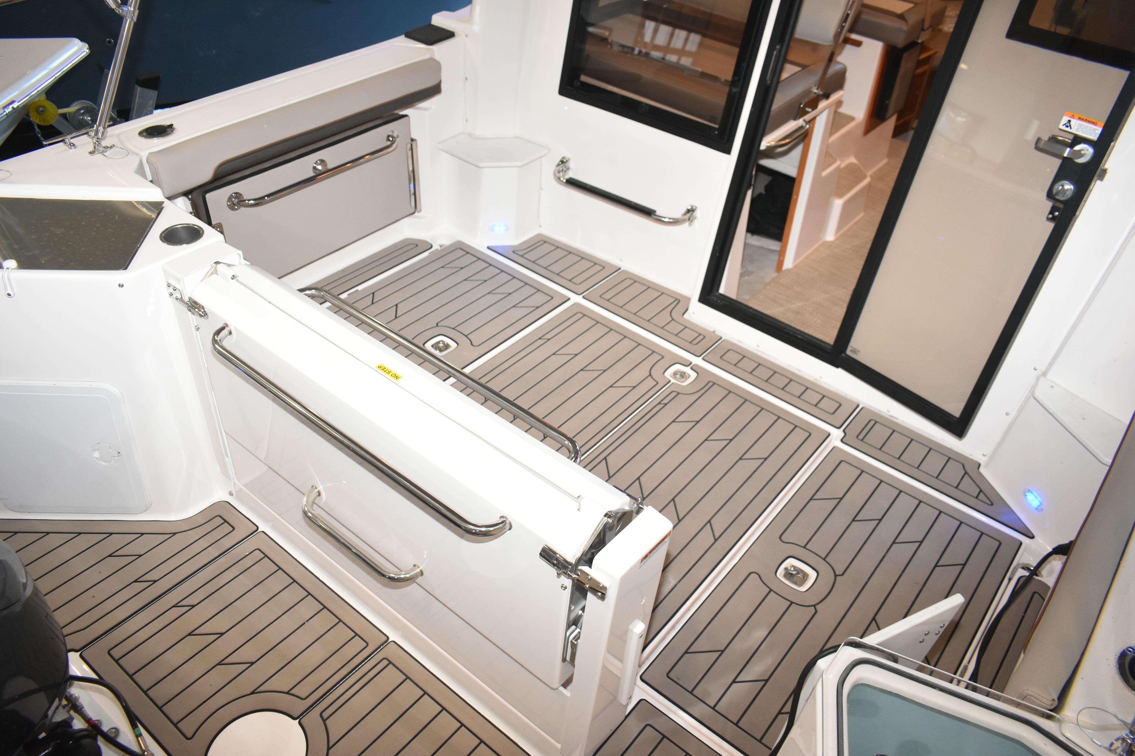 2024 Cutwater C-288 C Gallery