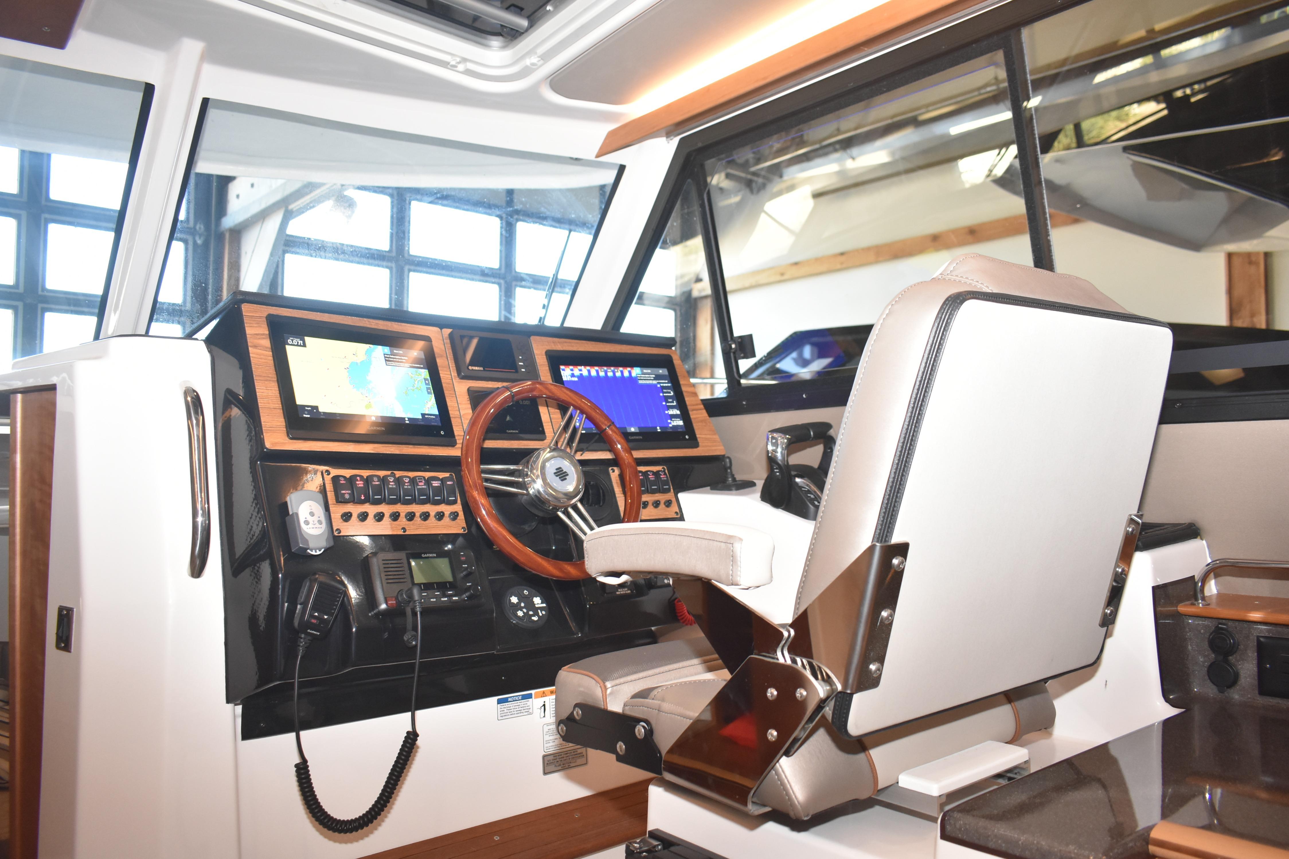 2024 Cutwater C-288 C Gallery