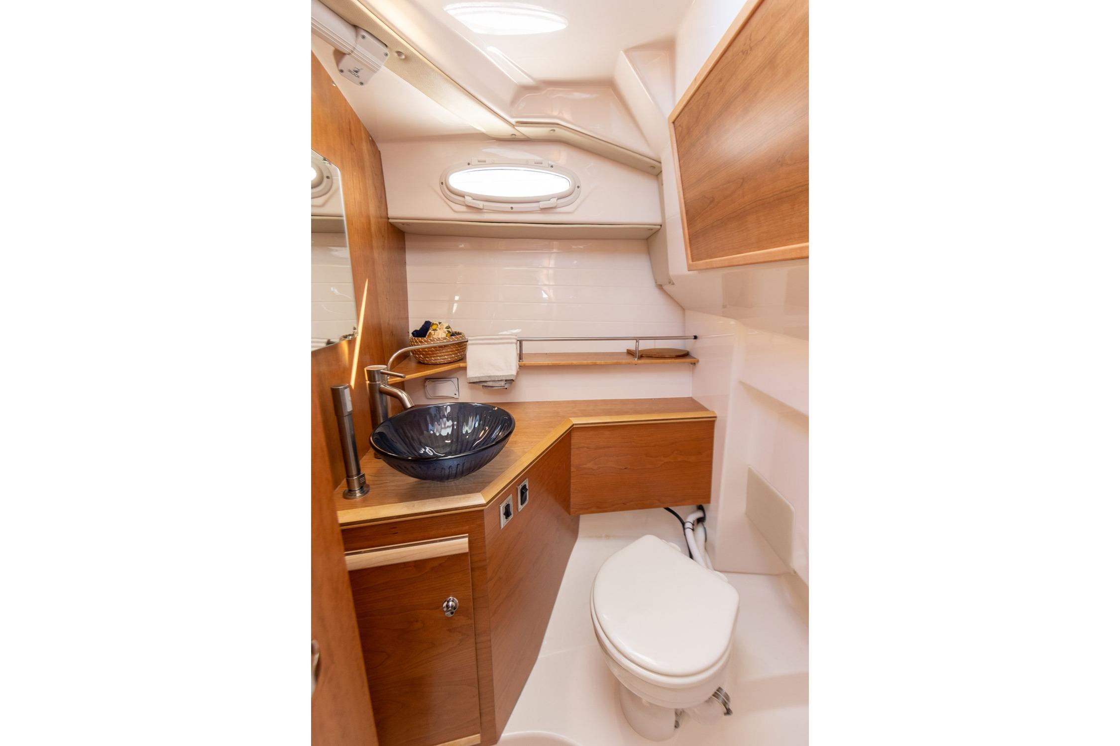 2024 Cutwater C-288 C Gallery