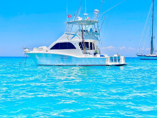 Photo of 2001 Cabo 47'