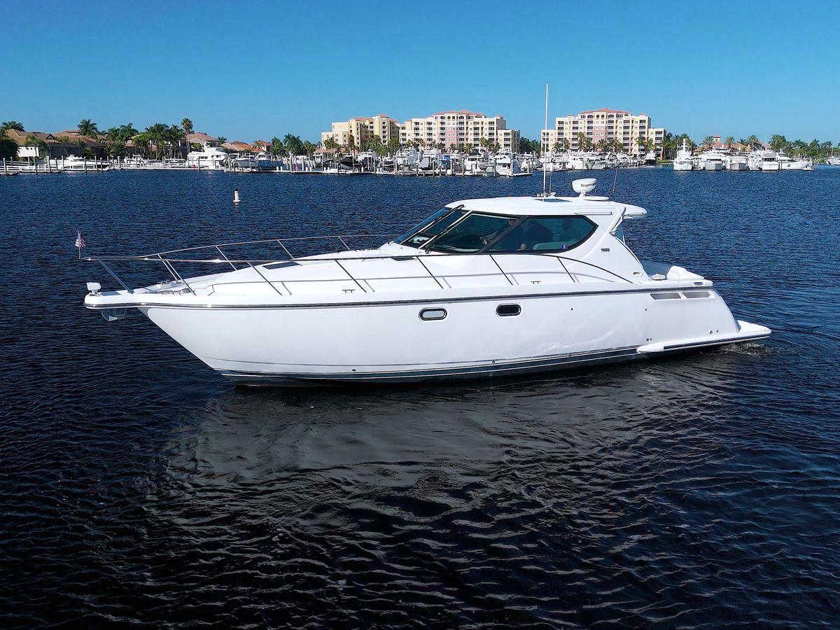 Tiara Yachts-4300 Sovran 2008-The Adventure FL-US-9558386 | Thumbnail