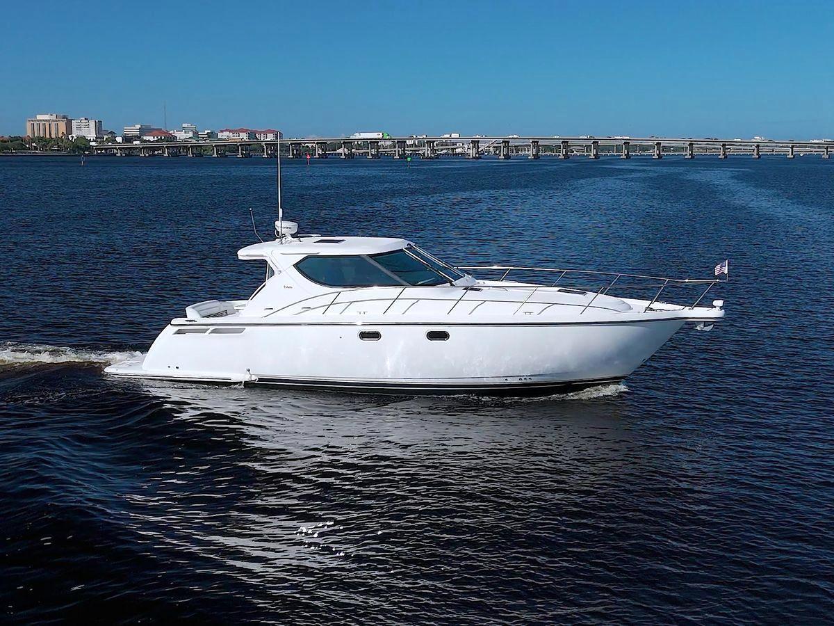 Tiara Yachts-4300 Sovran 2008-The Adventure FL-US-9558386 | Thumbnail