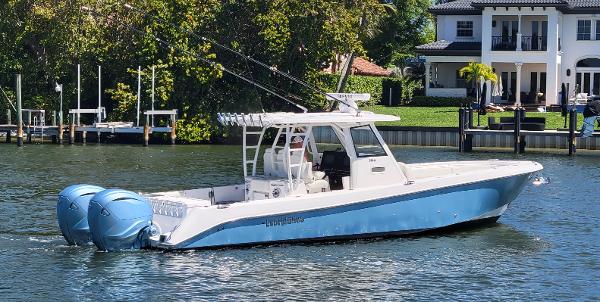 2024 Everglades 365 Center Console
