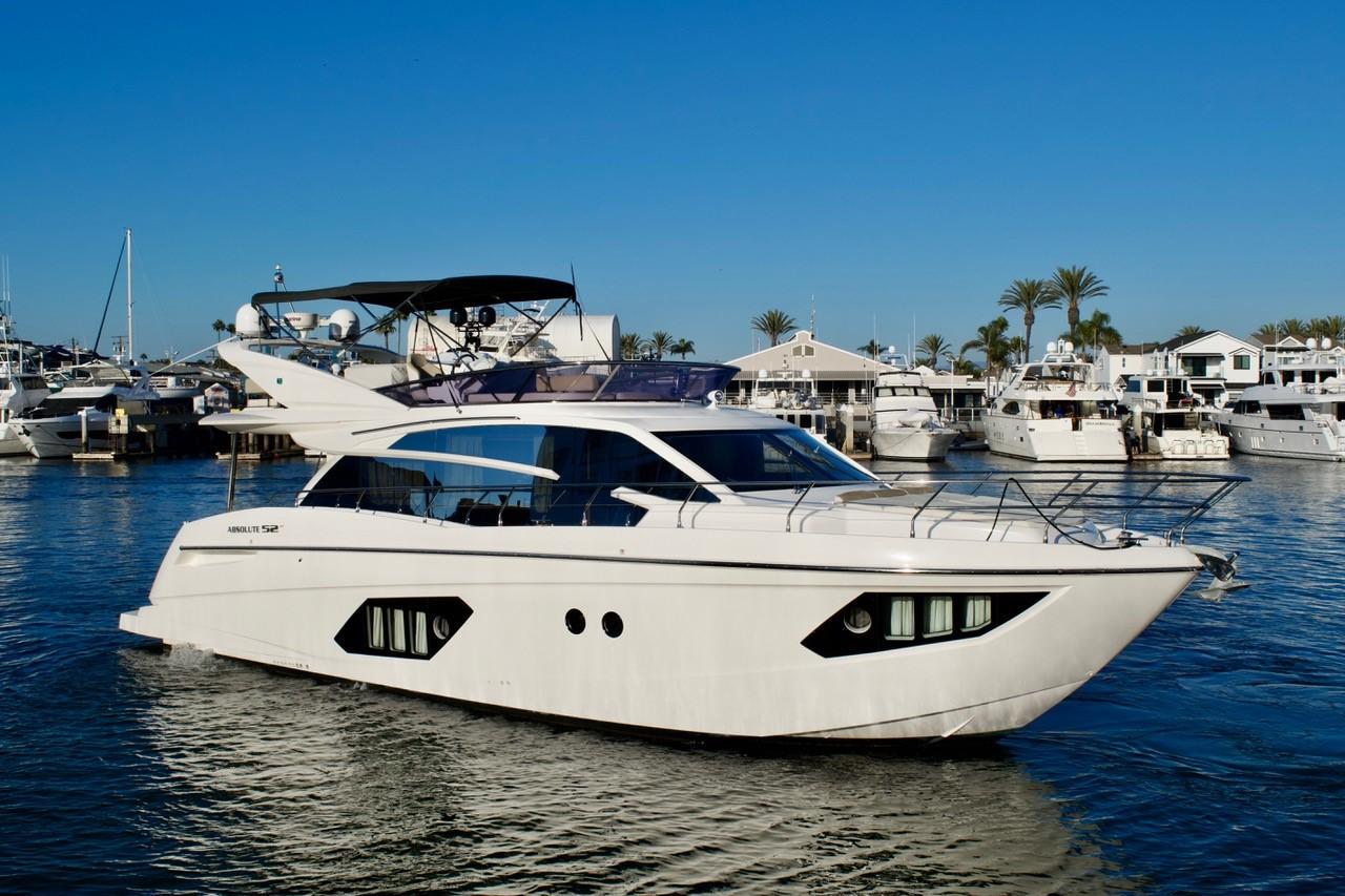 52′ Absolute 2015 Yacht for Sale
