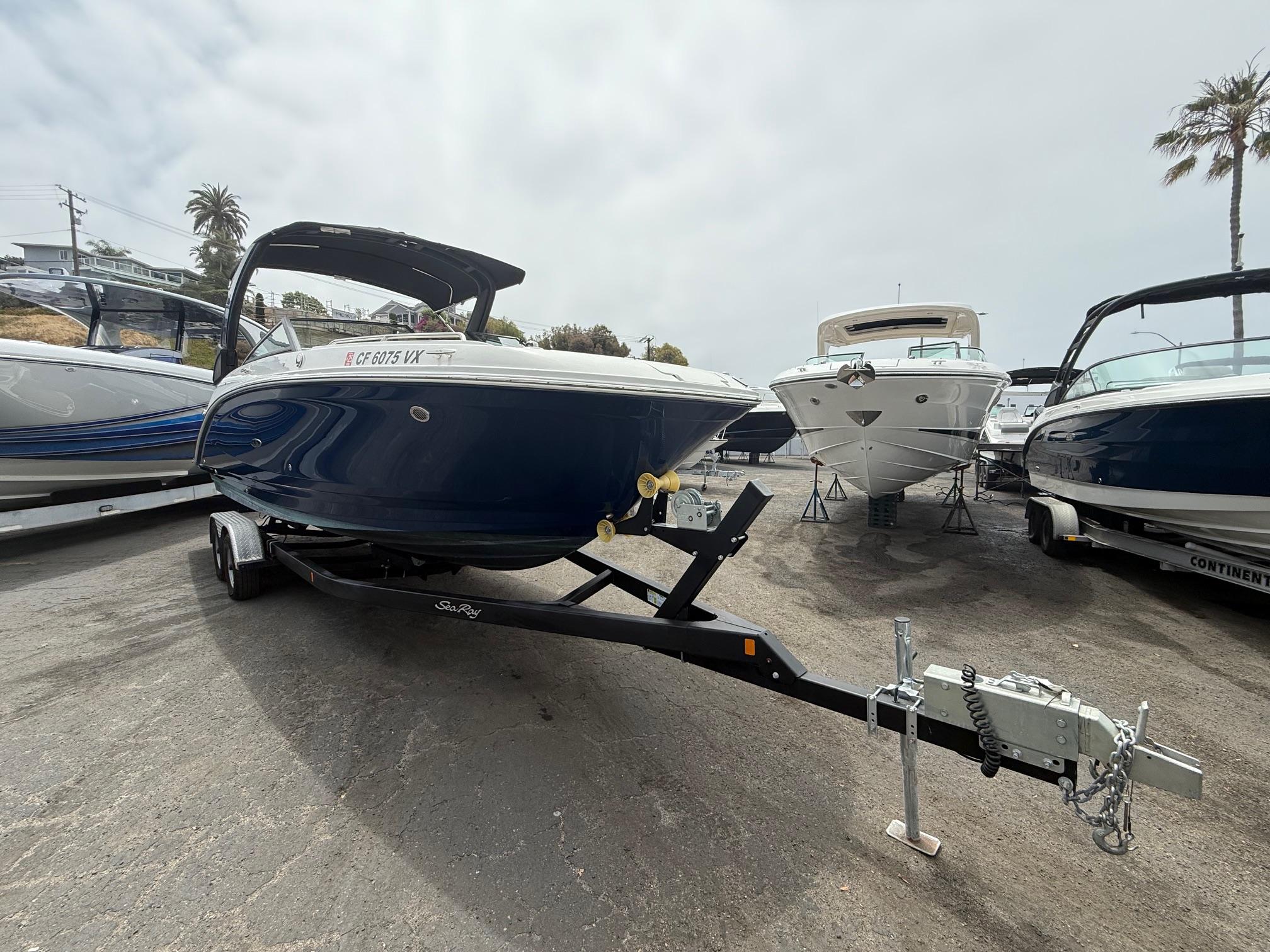 2024 Sea Ray SDX 270 Outboard #TBBB1884A inventory image at Sun Country Marine Group, Newport Beach 2024 Sea Ray SDX 270 Outboard #TBBB1884A inventory image at Sun Country Marine Group, Newport Beach