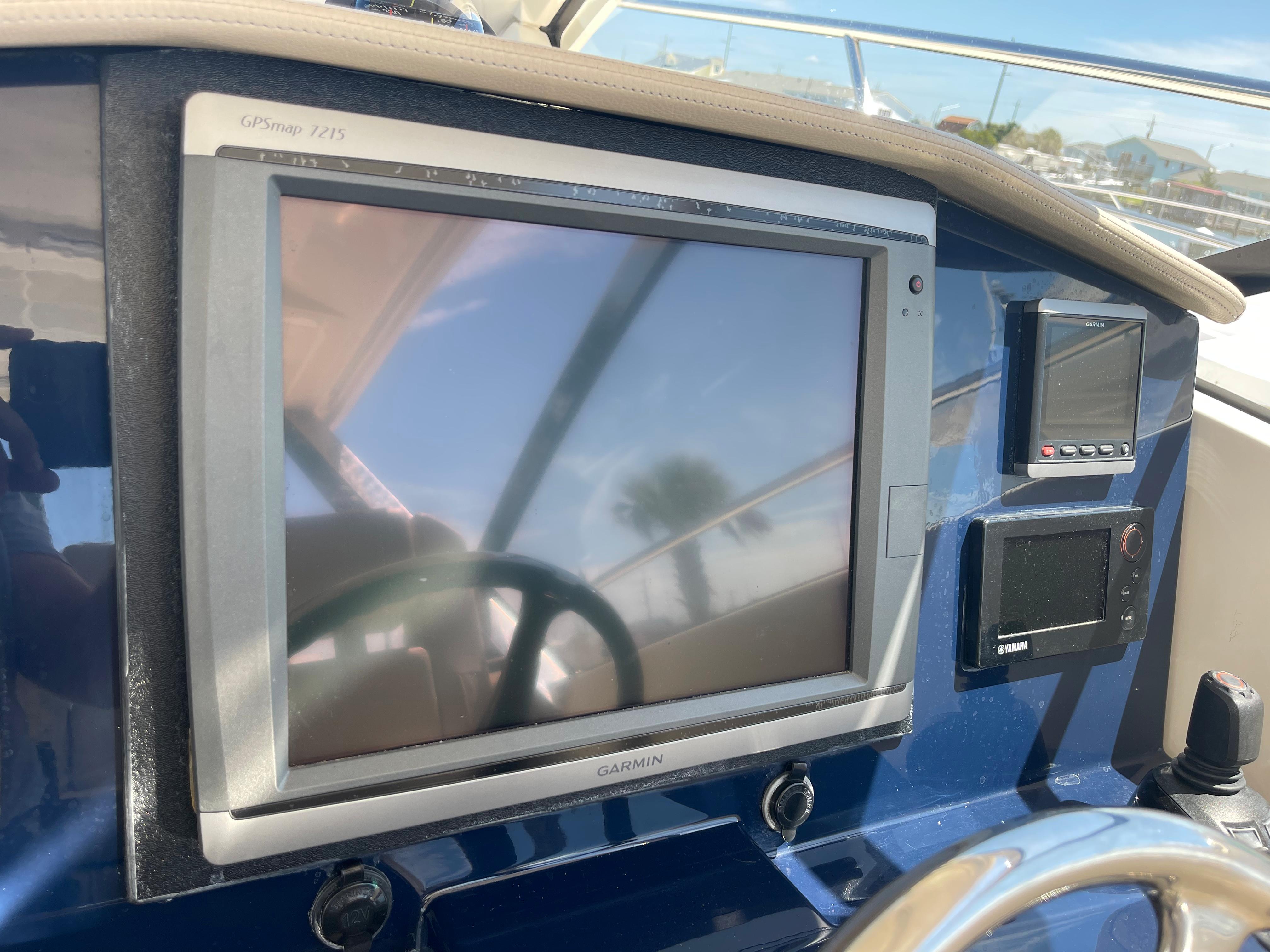 Yacht for Sale 41 Pursuit Yachts Morehead City, NC Denison Yacht Sales