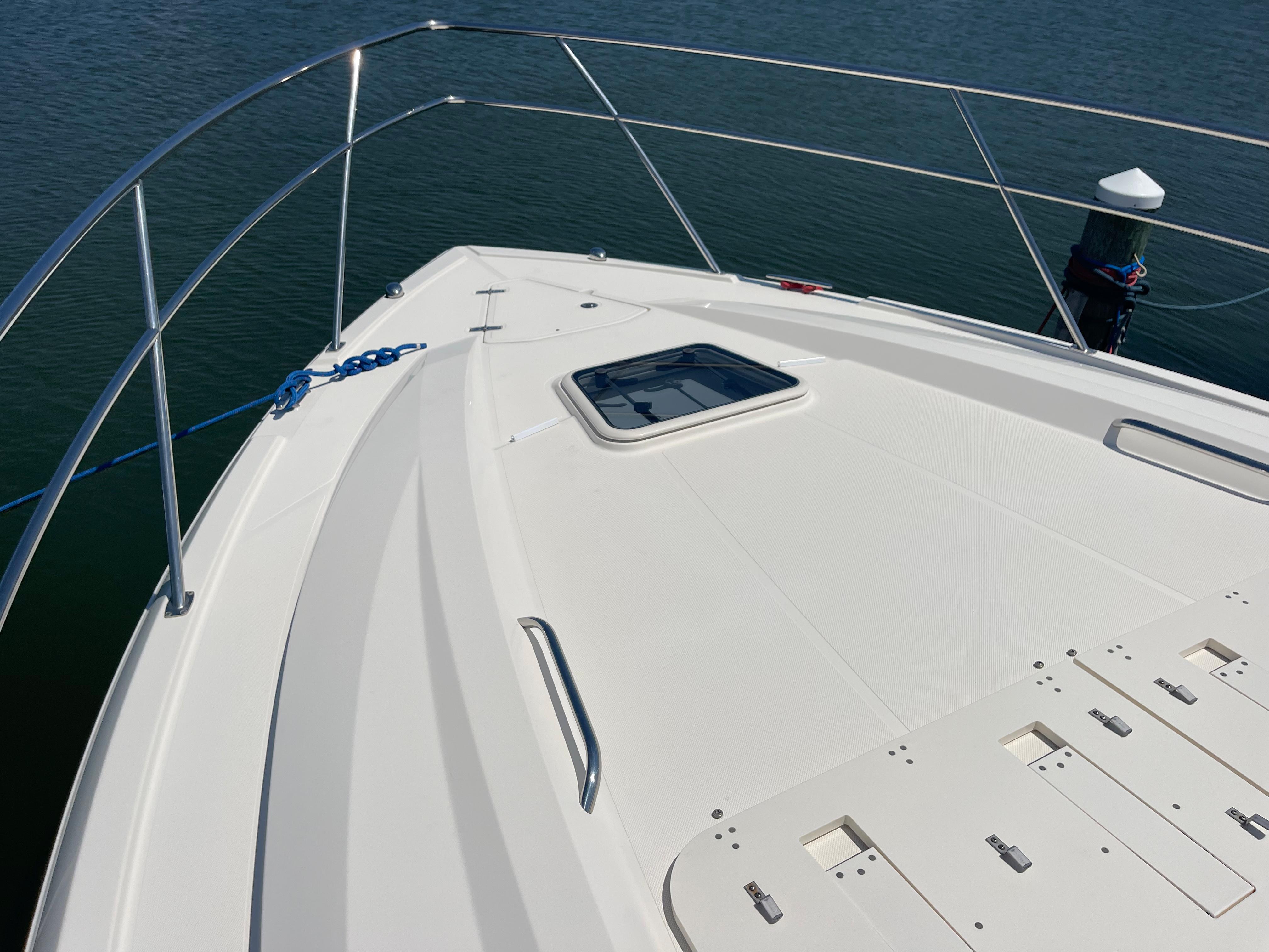 Yacht for Sale 41 Pursuit Yachts Morehead City, NC Denison Yacht Sales