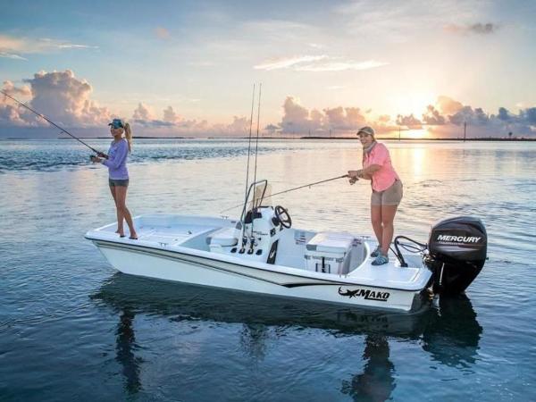 2021 Mako boat for sale, model of the boat is Pro Skiff 15 CC & Image # 1 of 1