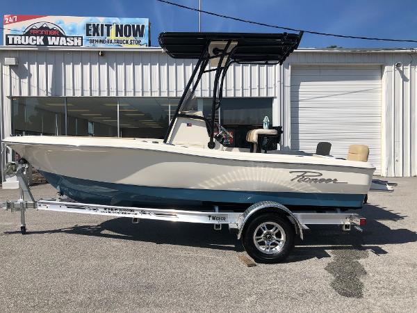 2021 Pioneer boat for sale, model of the boat is 180 Islander & Image # 7 of 24