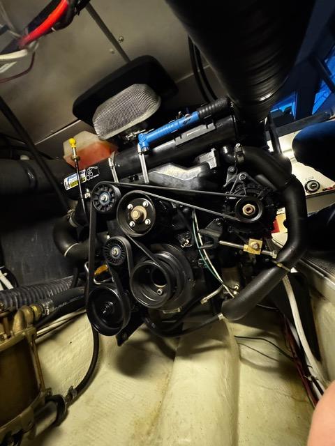 2004-carver-360-sport-sedan-power-9838412-20250613111437472-1_XLARGE