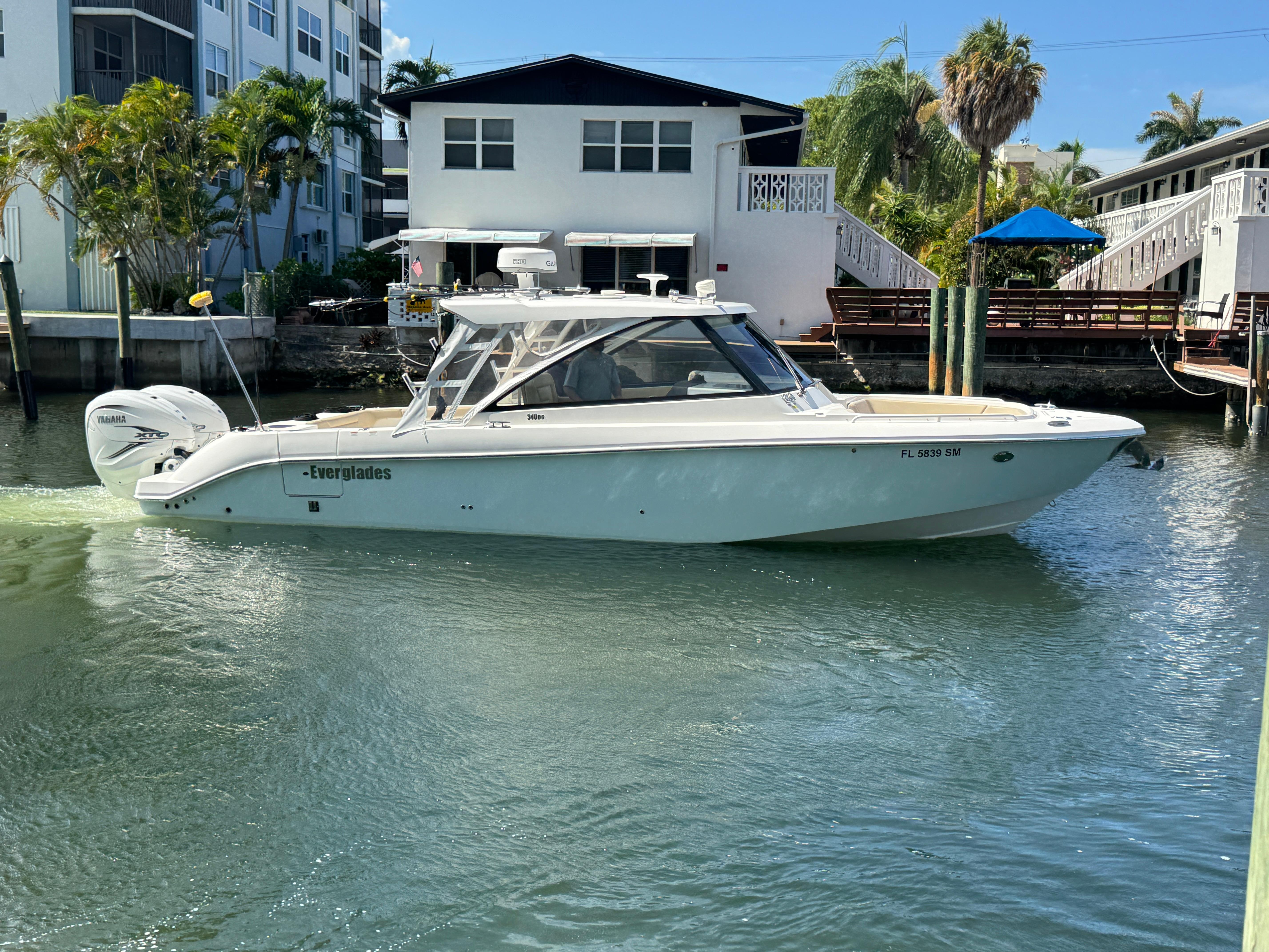 2019-everglades-340-dual-console-power-9878425-20250722151753920-1