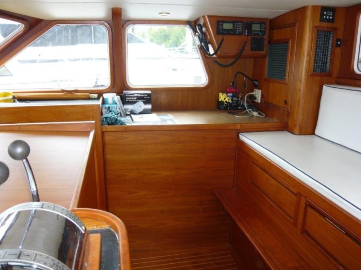 Cheoy Lee-Sloop 1990-Maraya FL-US-Interior of 1990 Cheoy Lee Sloop with wooden finish and navigation equipment.-9808426 | Thumbnail