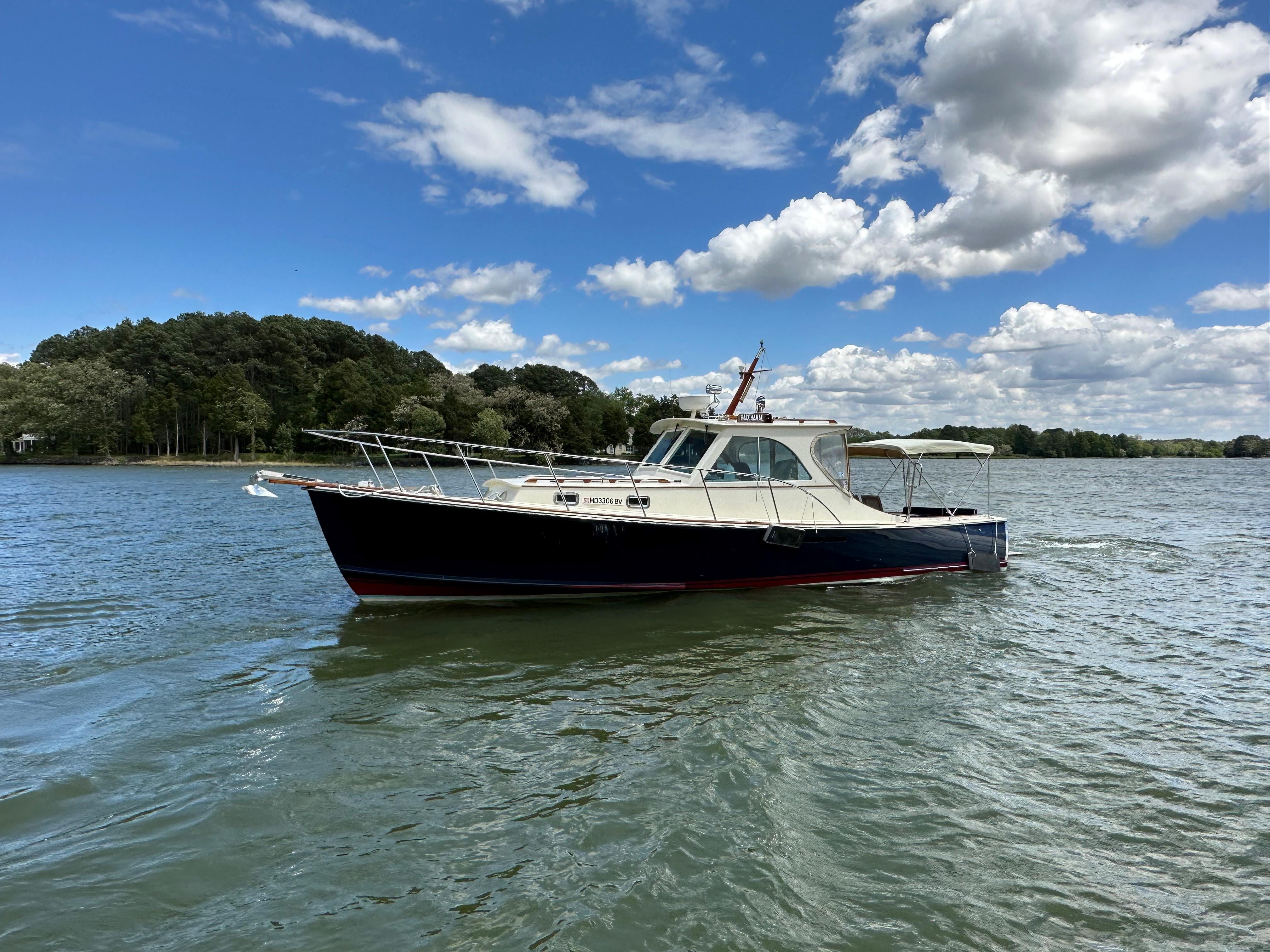 Mast & Mallet-38 Picnic Boat 2001 -MD-US-8838427 | Thumbnail