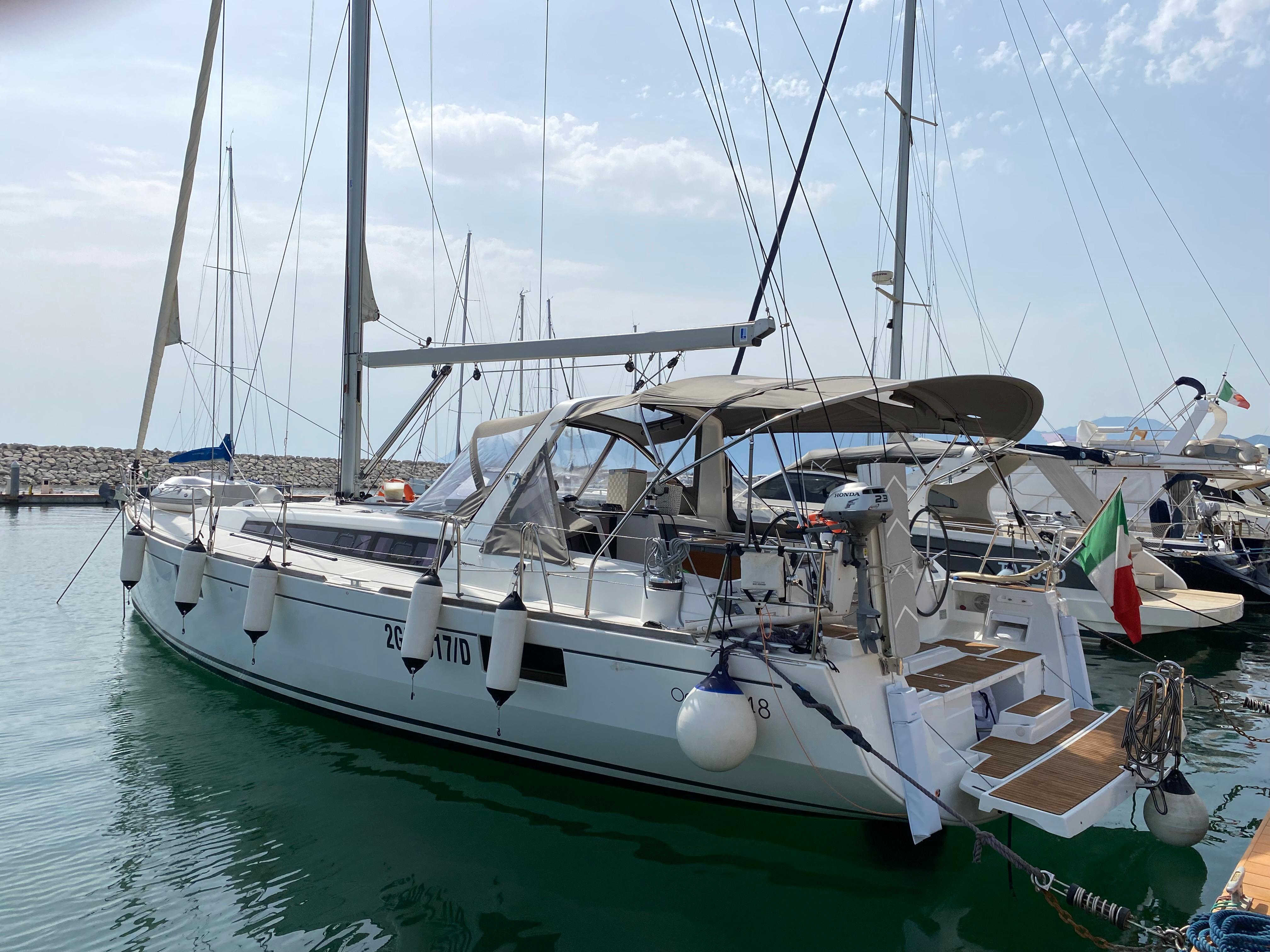 Yacht Photos Pics