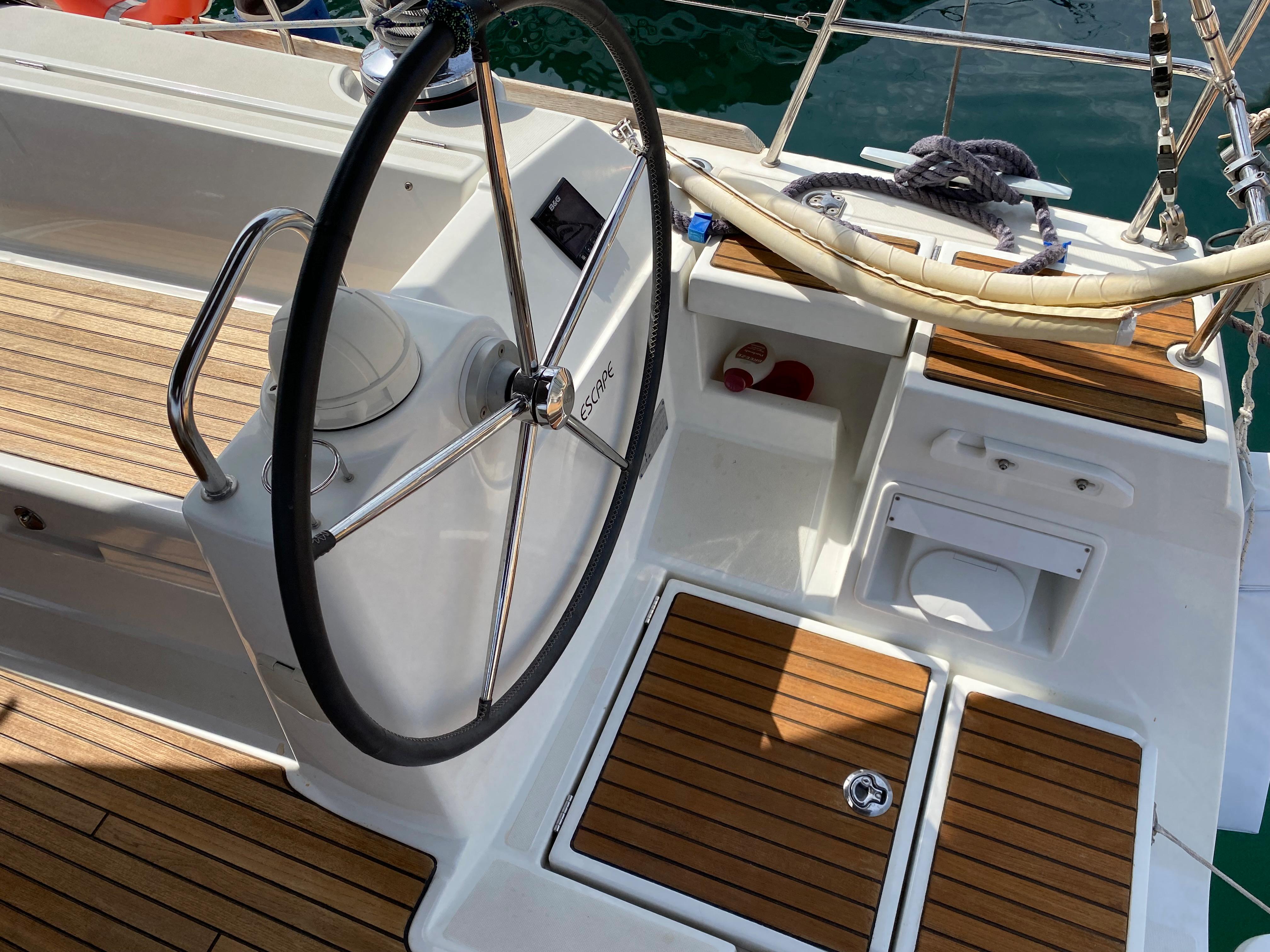 Yacht Photos Pics