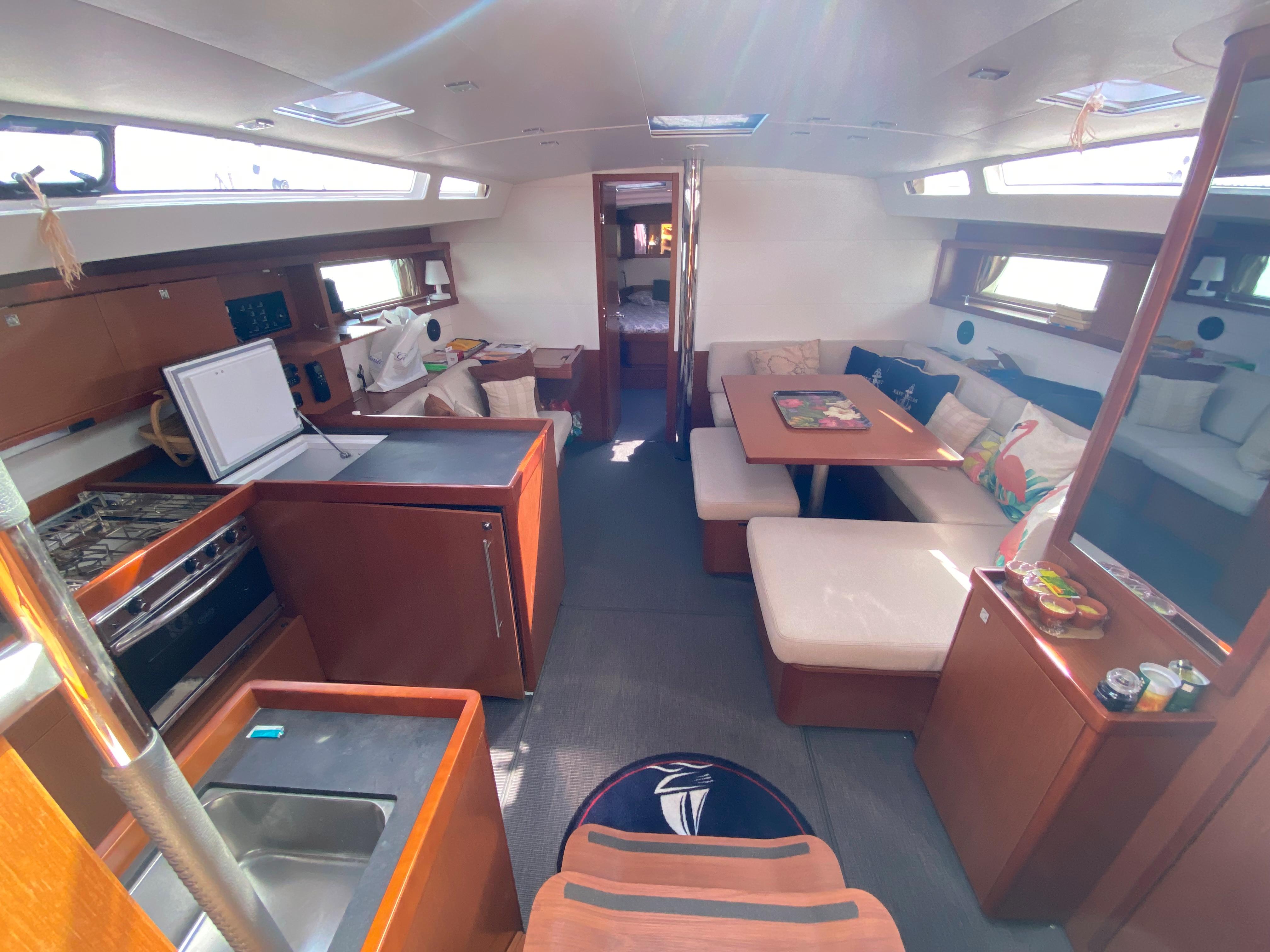 Yacht Photos Pics