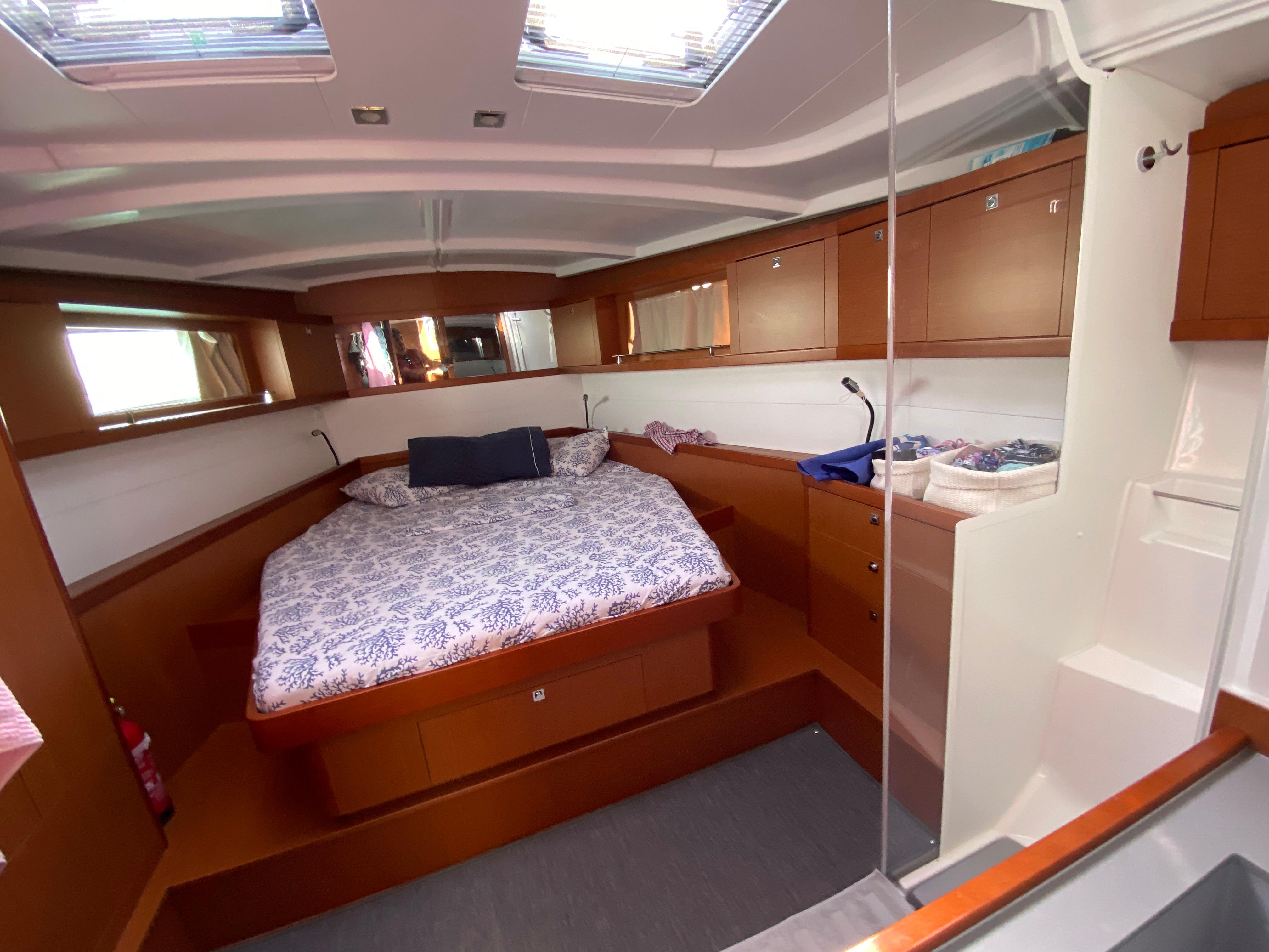 Yacht Photos Pics