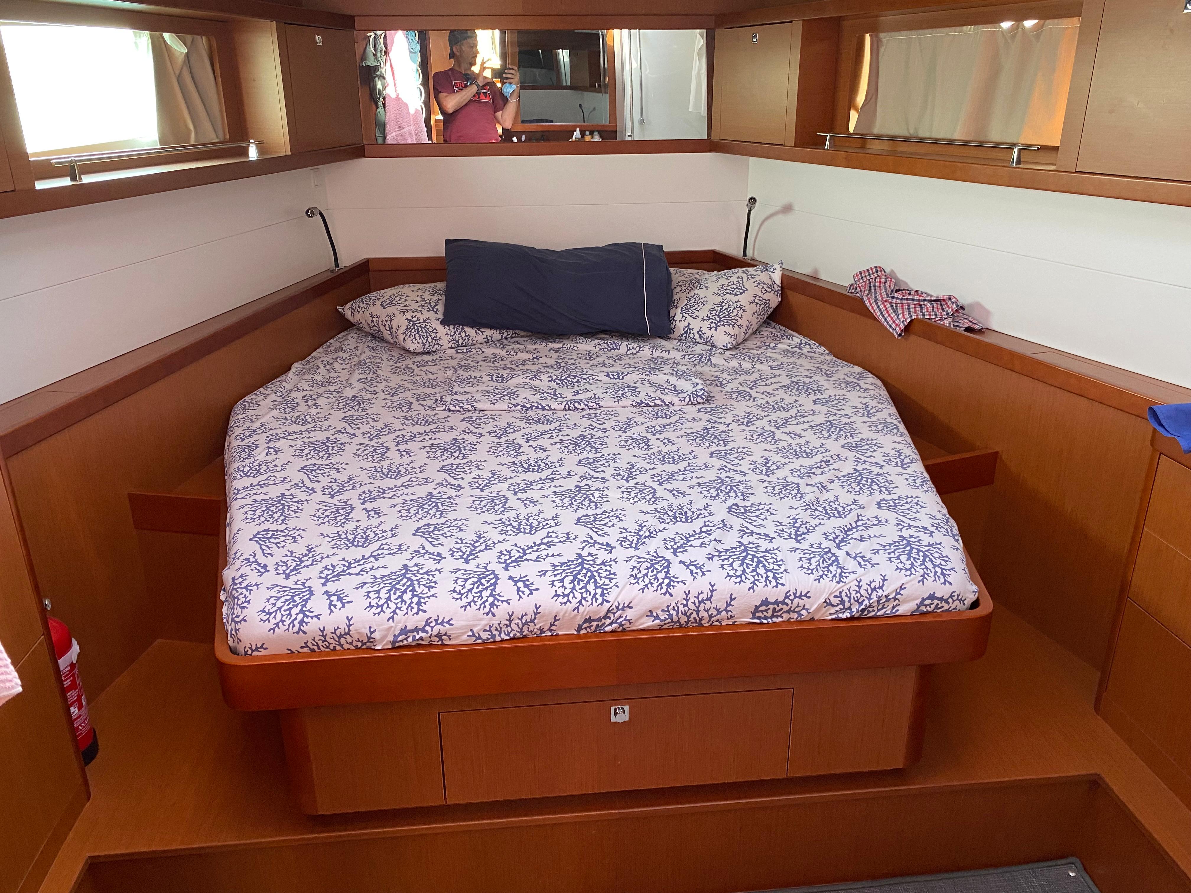 Yacht Photos Pics