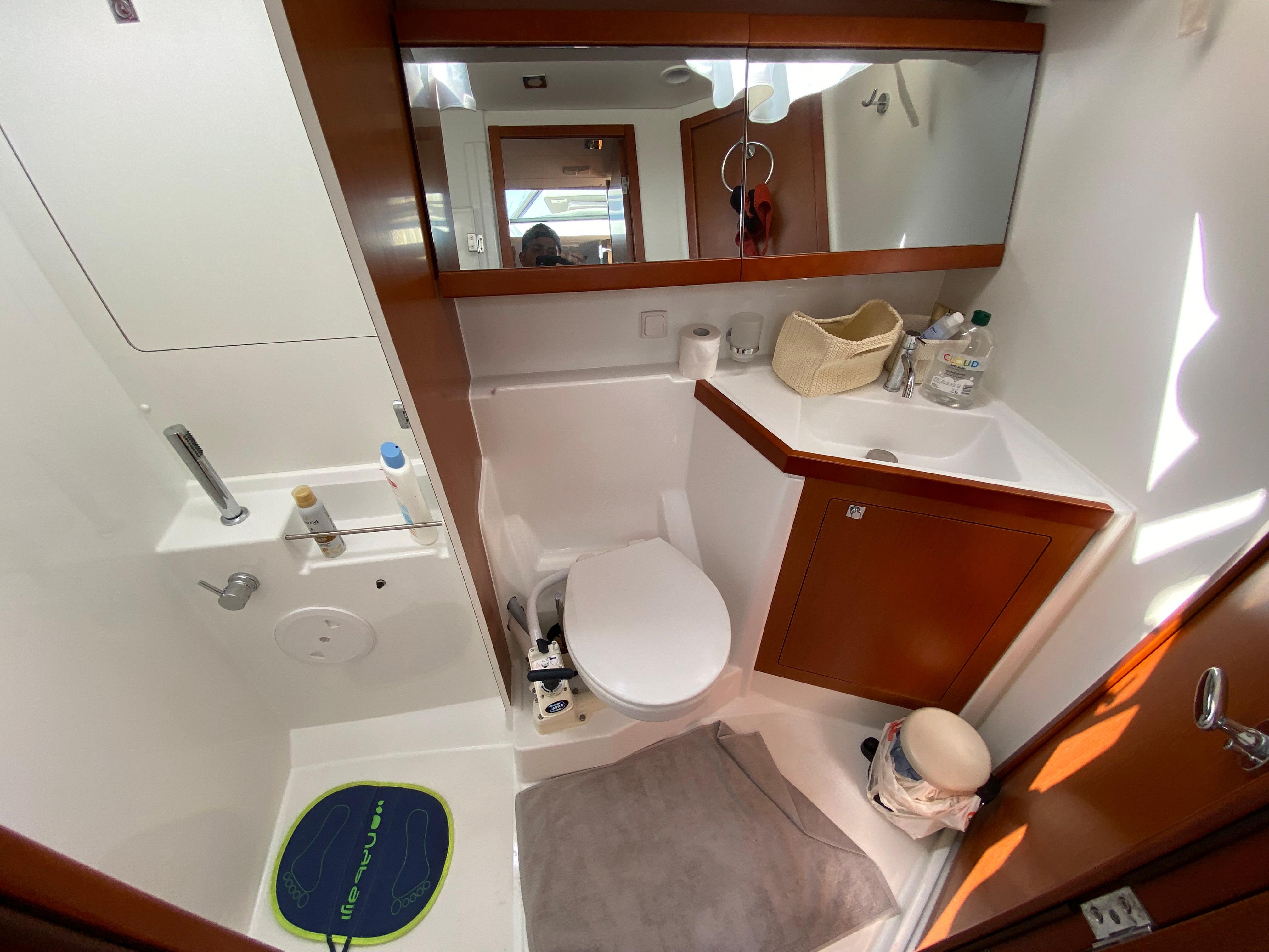 Yacht Photos Pics