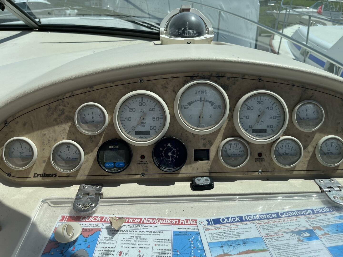 1998-cruisers-yachts-3870-esprit-power-9818436-20250611100359033-1_XLARGE