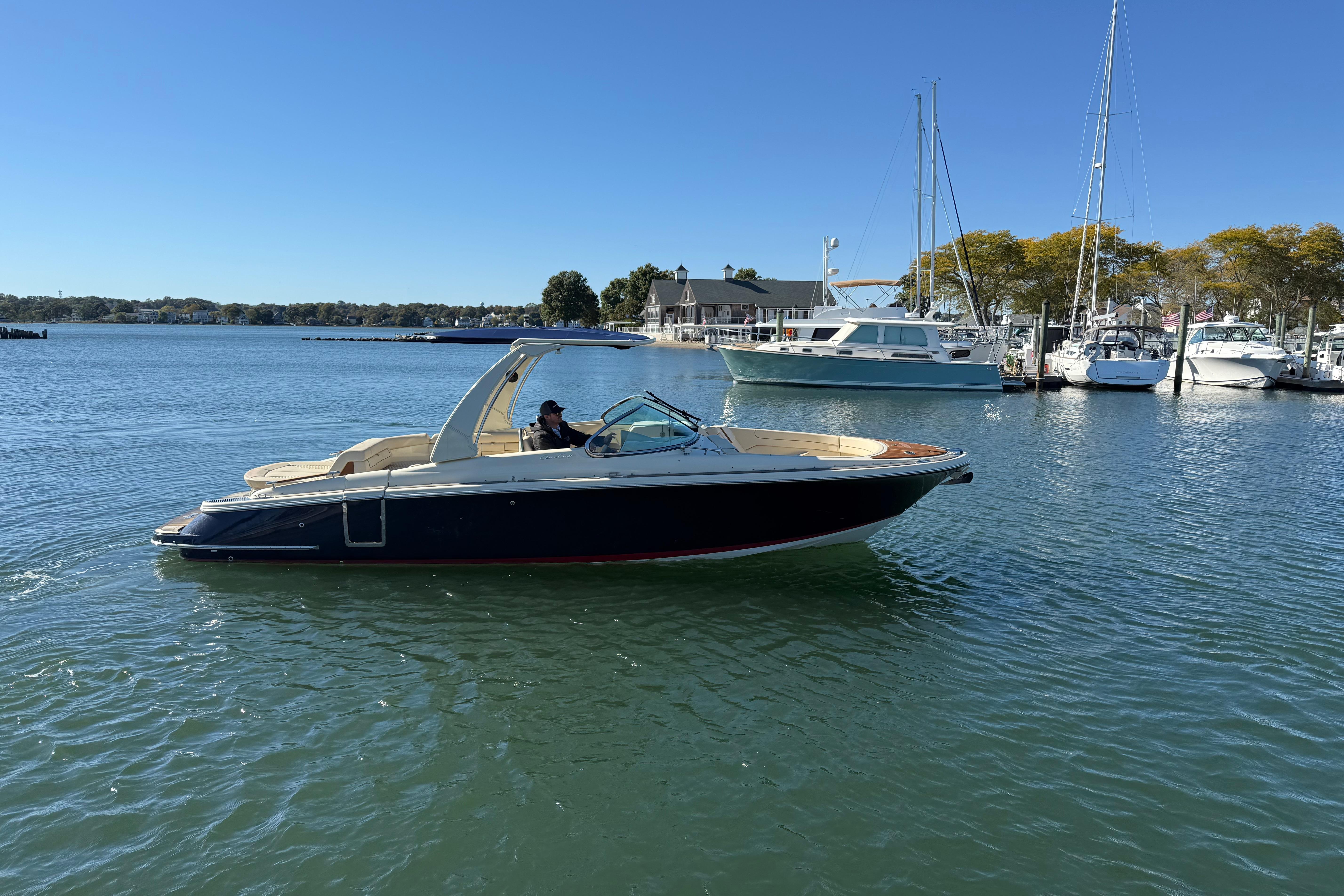 2019 Chris-Craft Launch 28 GT