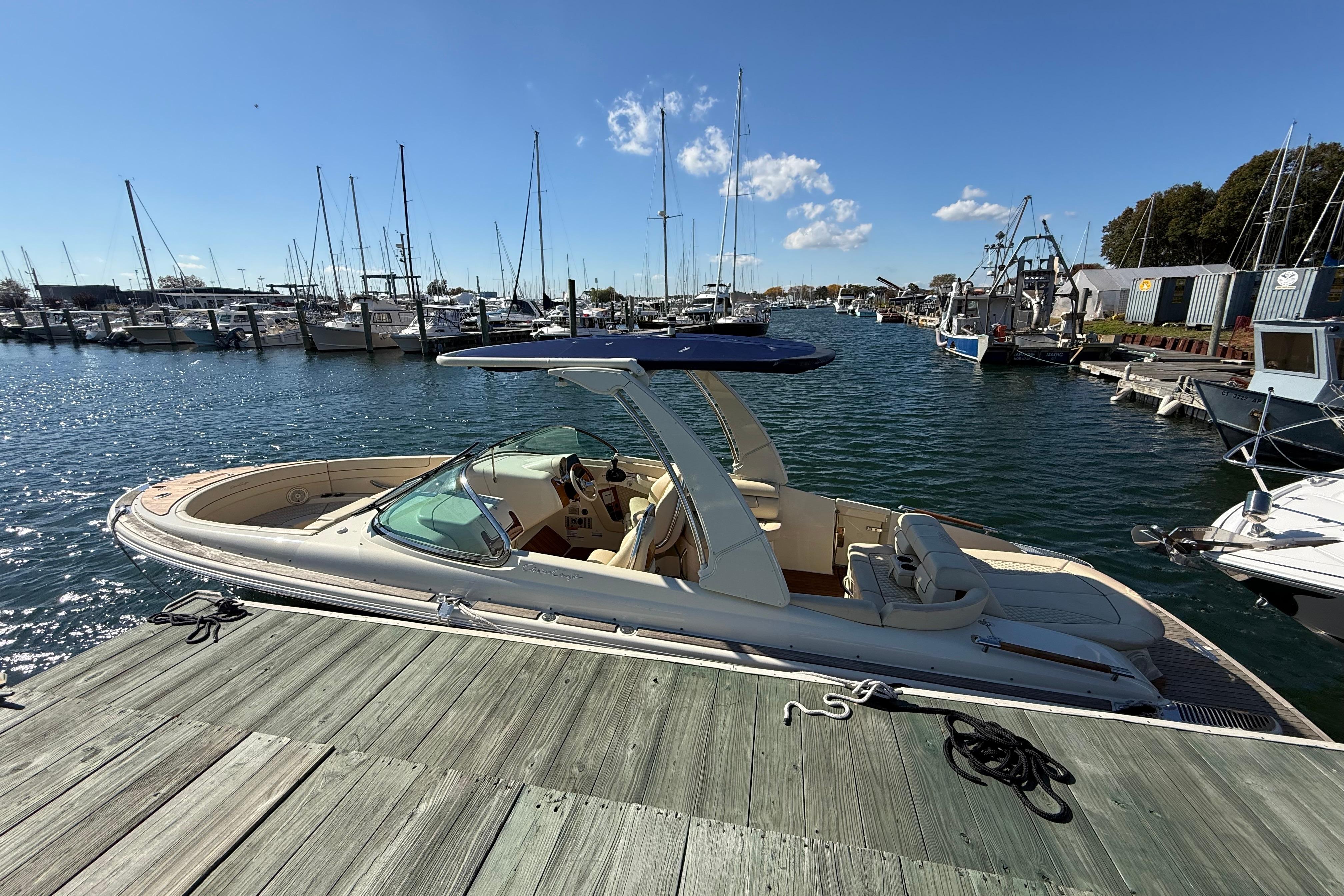 2019 Chris-Craft Launch 28 GT-2
