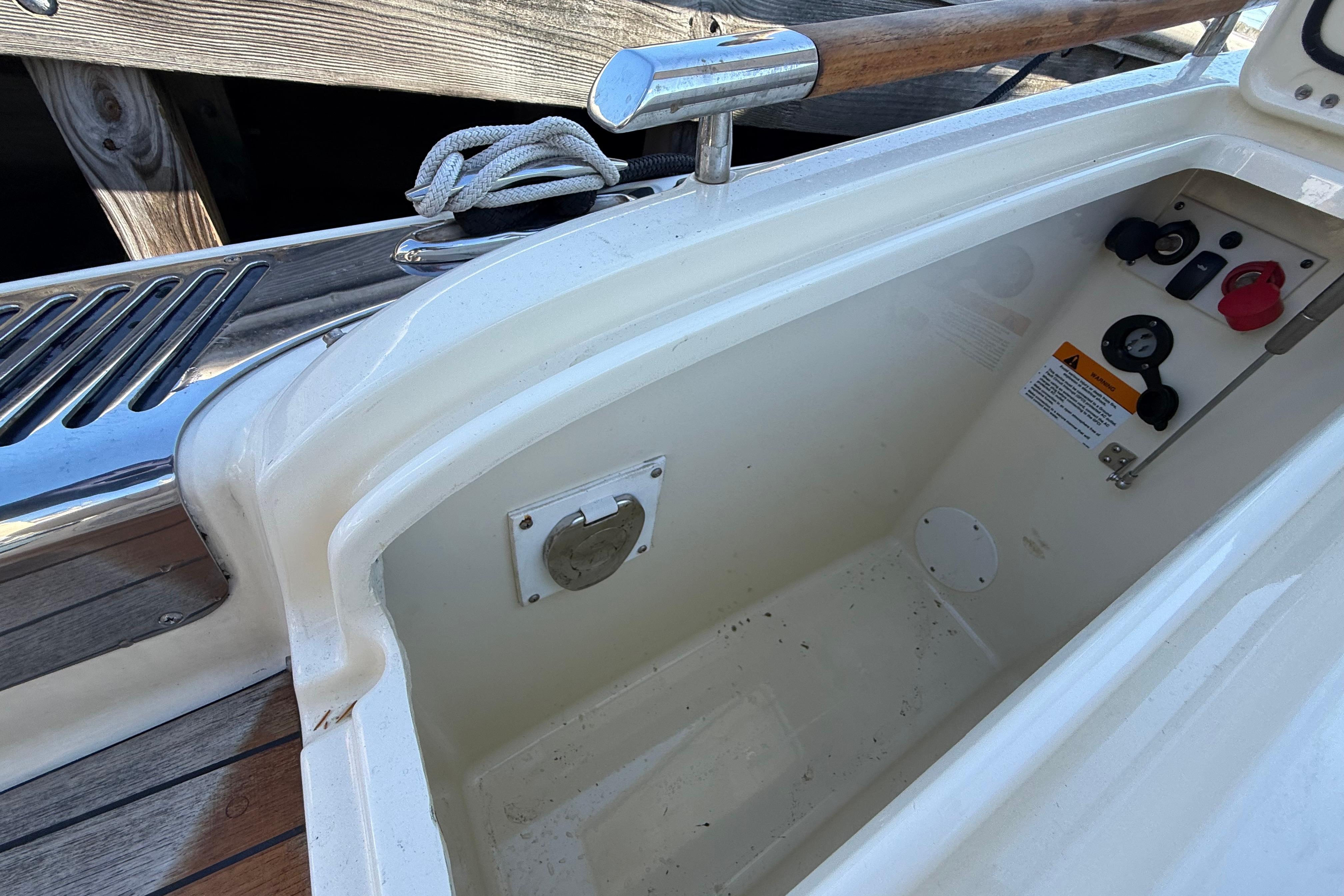 2019 Chris-Craft Launch 28 GT-5