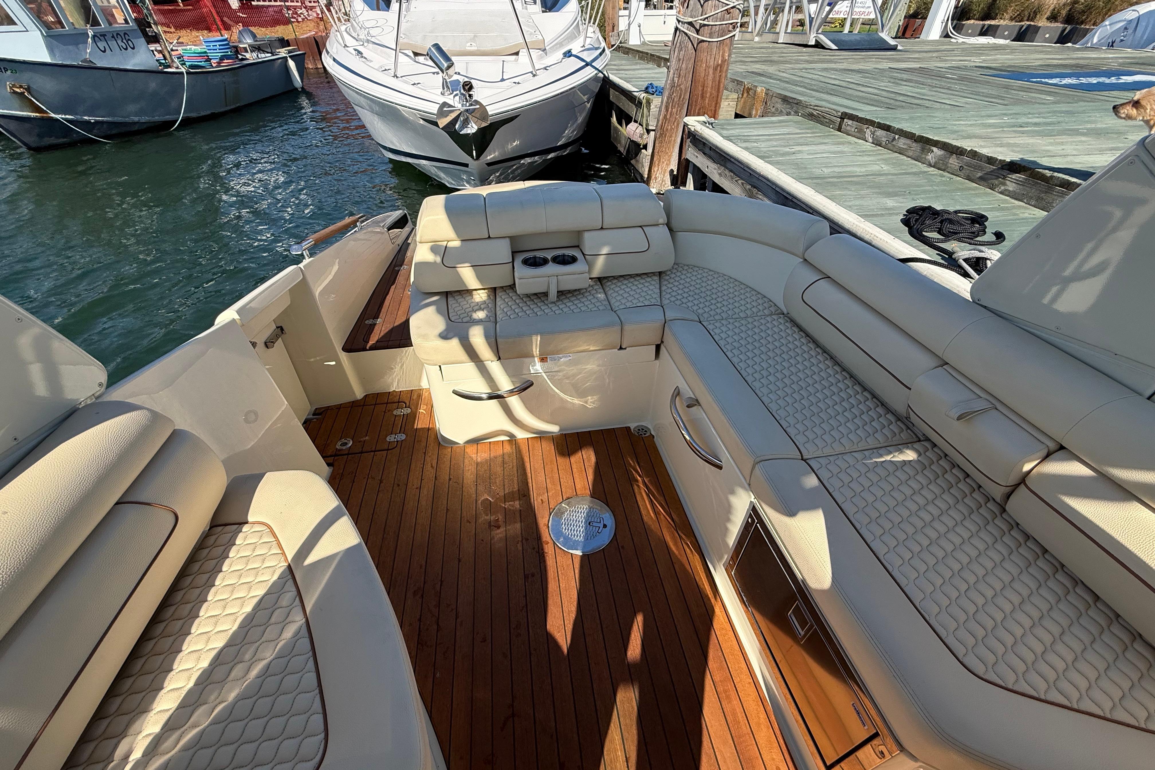 2019 Chris-Craft Launch 28 GT-8