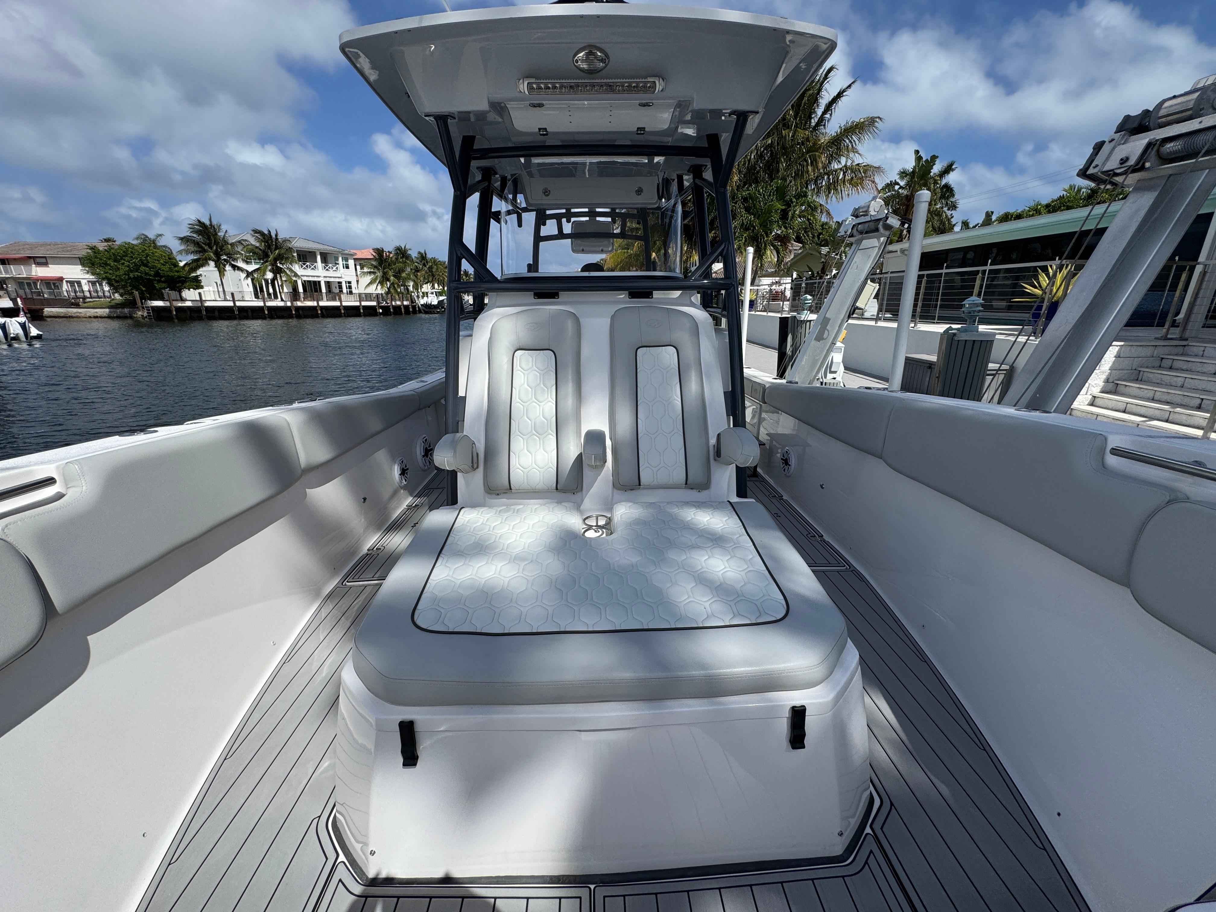 2023-sea-fox-328-commander-power-9738404-20250404091630501-1_XLARGE