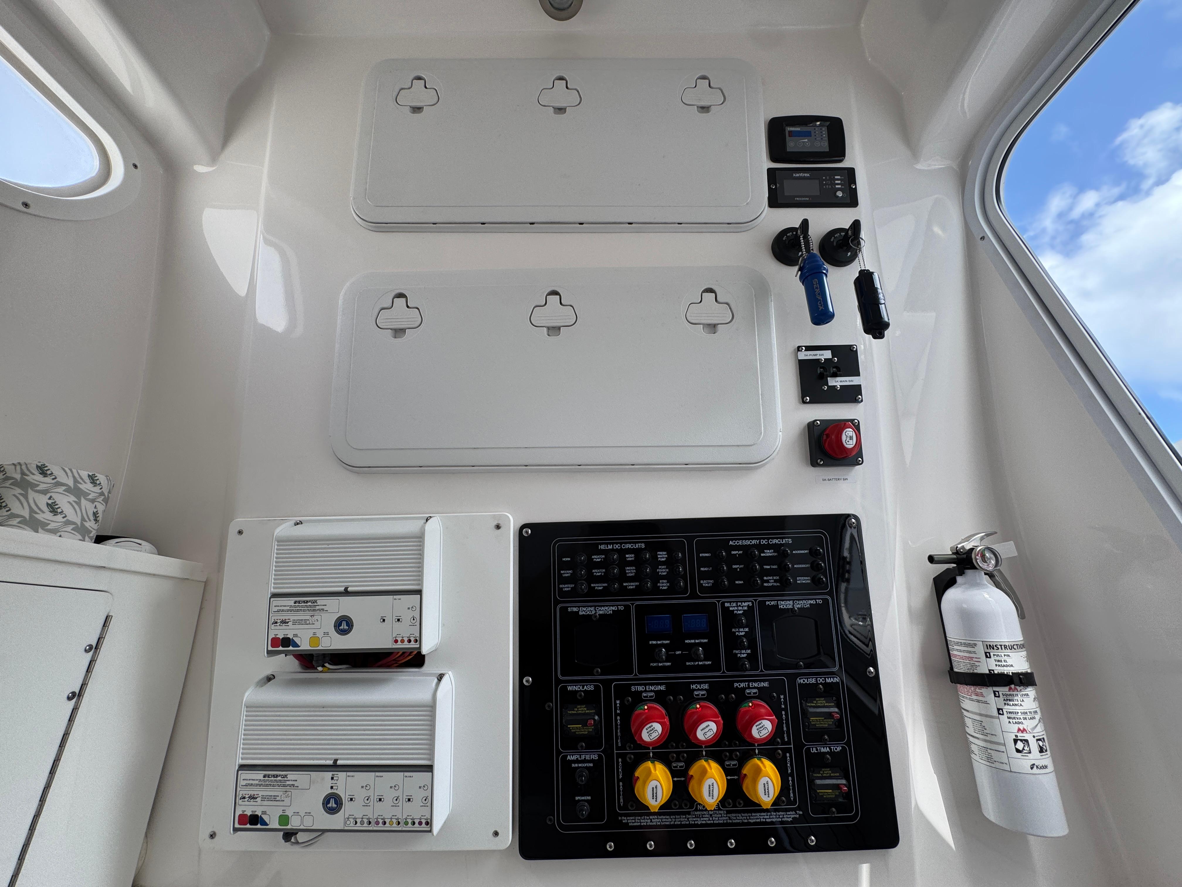 2023-sea-fox-328-commander-power-9738404-20250404091849397-1_XLARGE