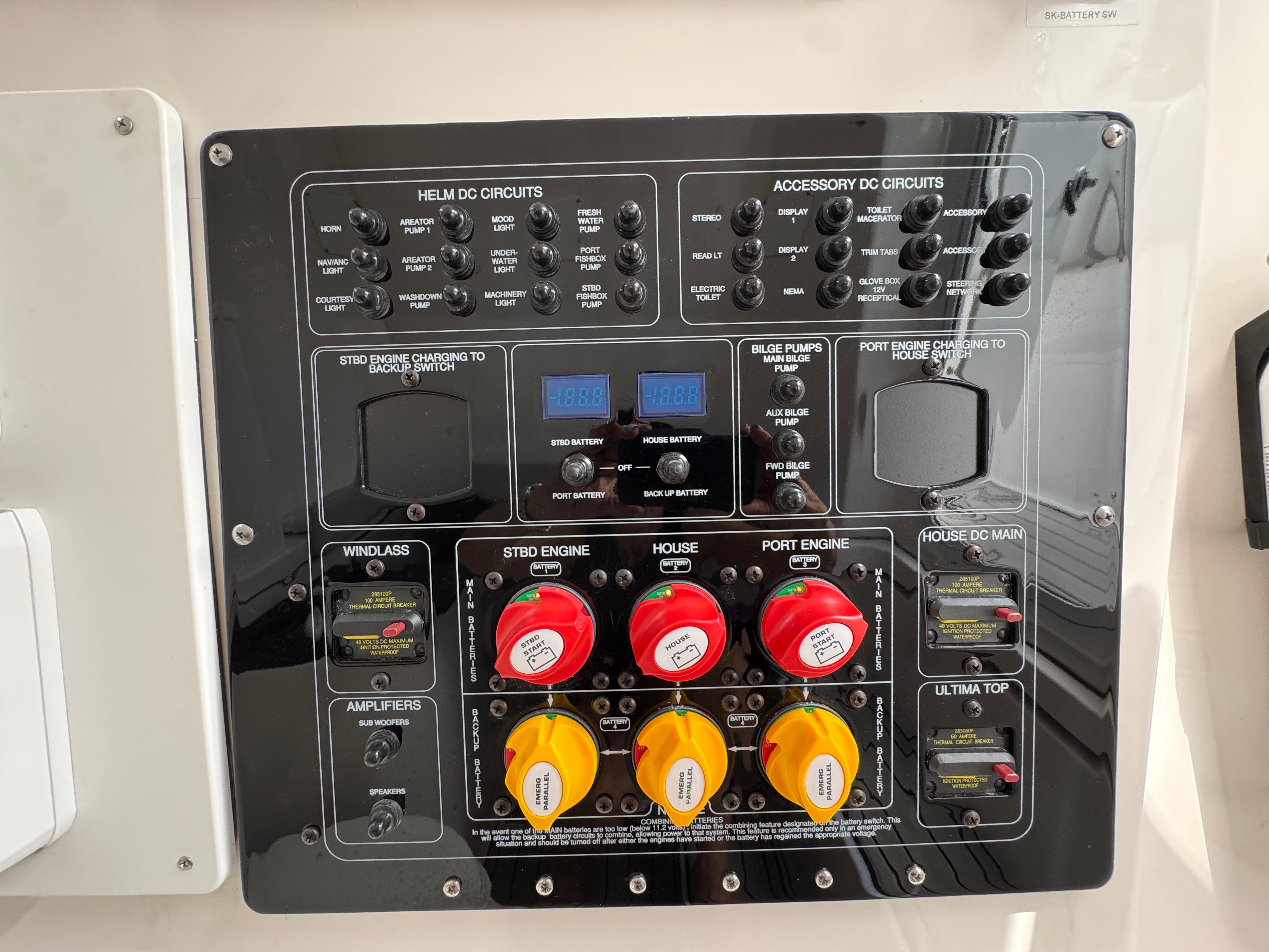 2023-sea-fox-328-commander-power-9738404-20250404091853178-1_XLARGE