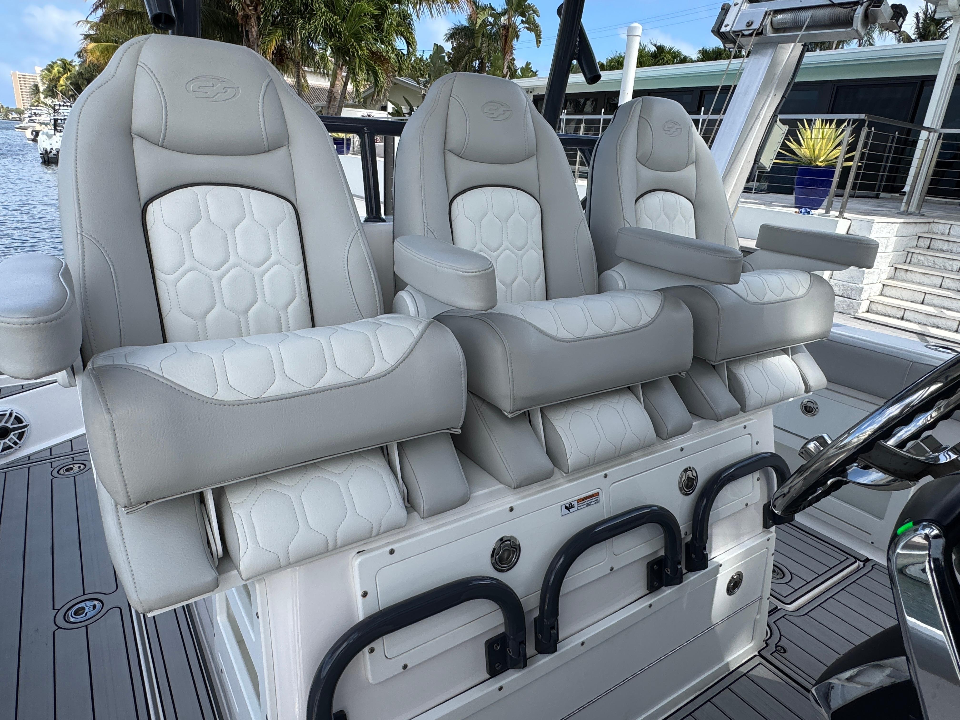 2023-sea-fox-328-commander-power-9738404-20250404092042892-1_XLARGE